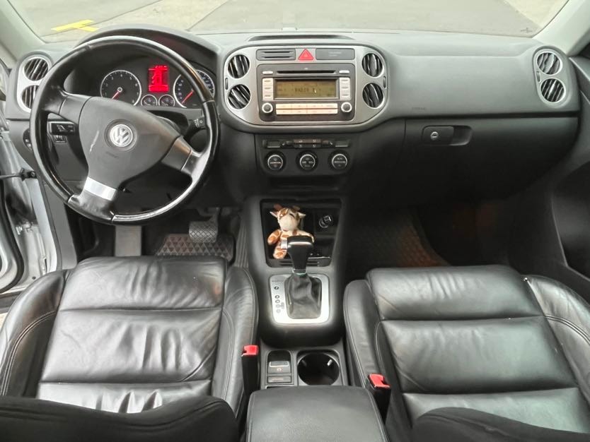 VW 2.0 TSI 170 Track & Field-image-2