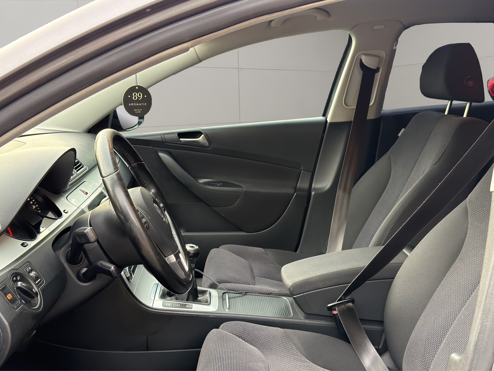 VW Passat Variant 1.8 TSI Highline EXPERTISÉE DU JOUR | SERVICE DU JOUR-image-8