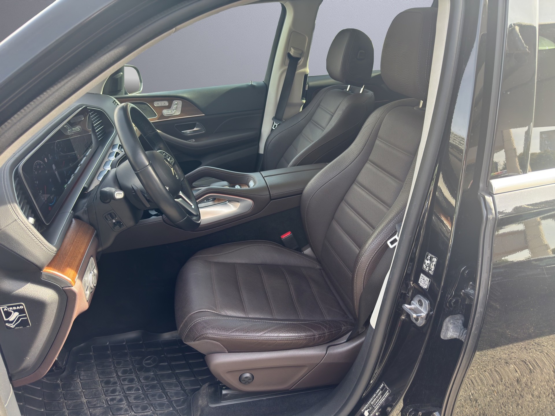 MERCEDES-BENZ GLS 450 4Matic AMG Line 9G-Tronic-image-9