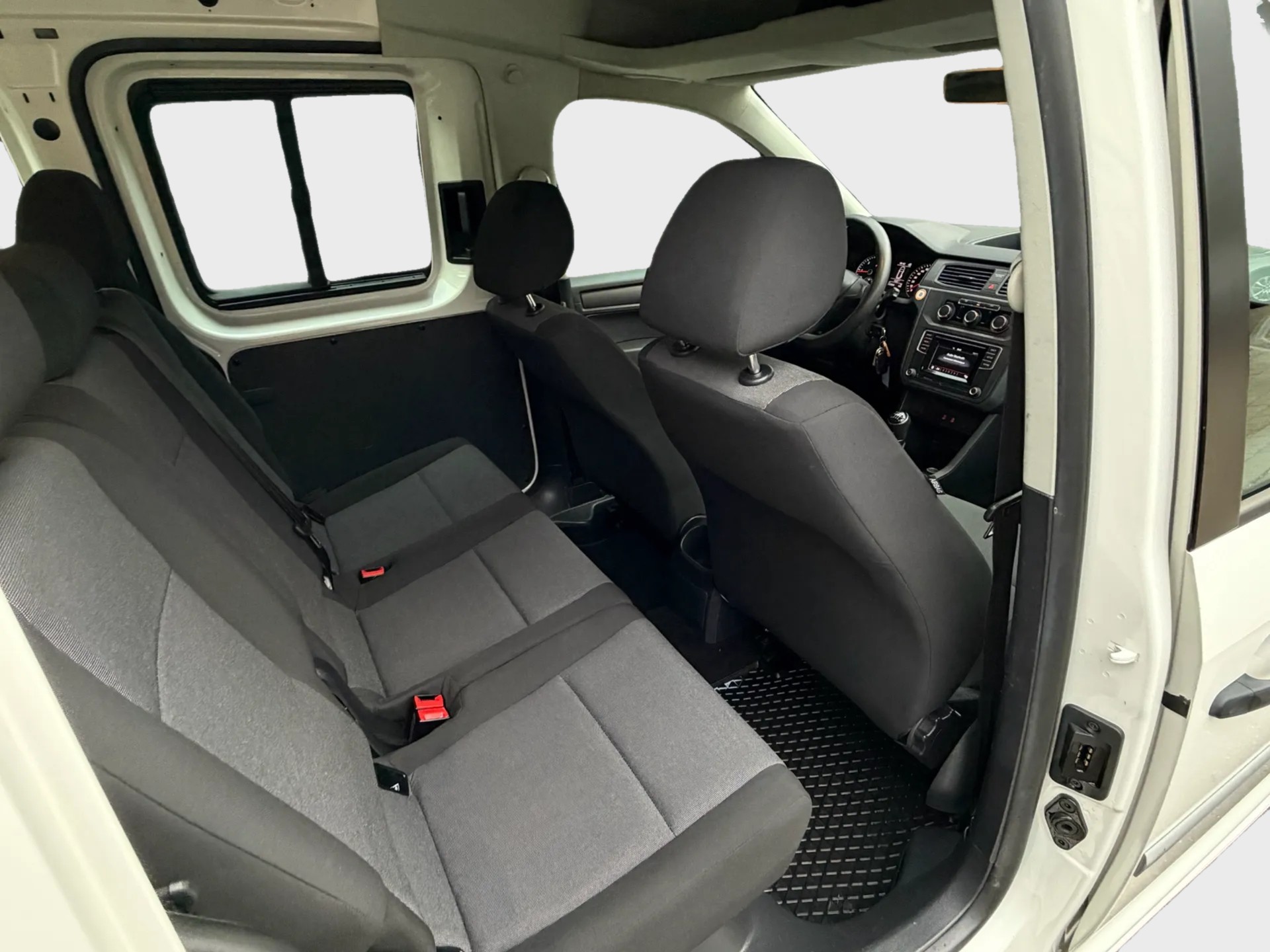 VW Caddy Alltrack 2.0 TDI 4M-image-17