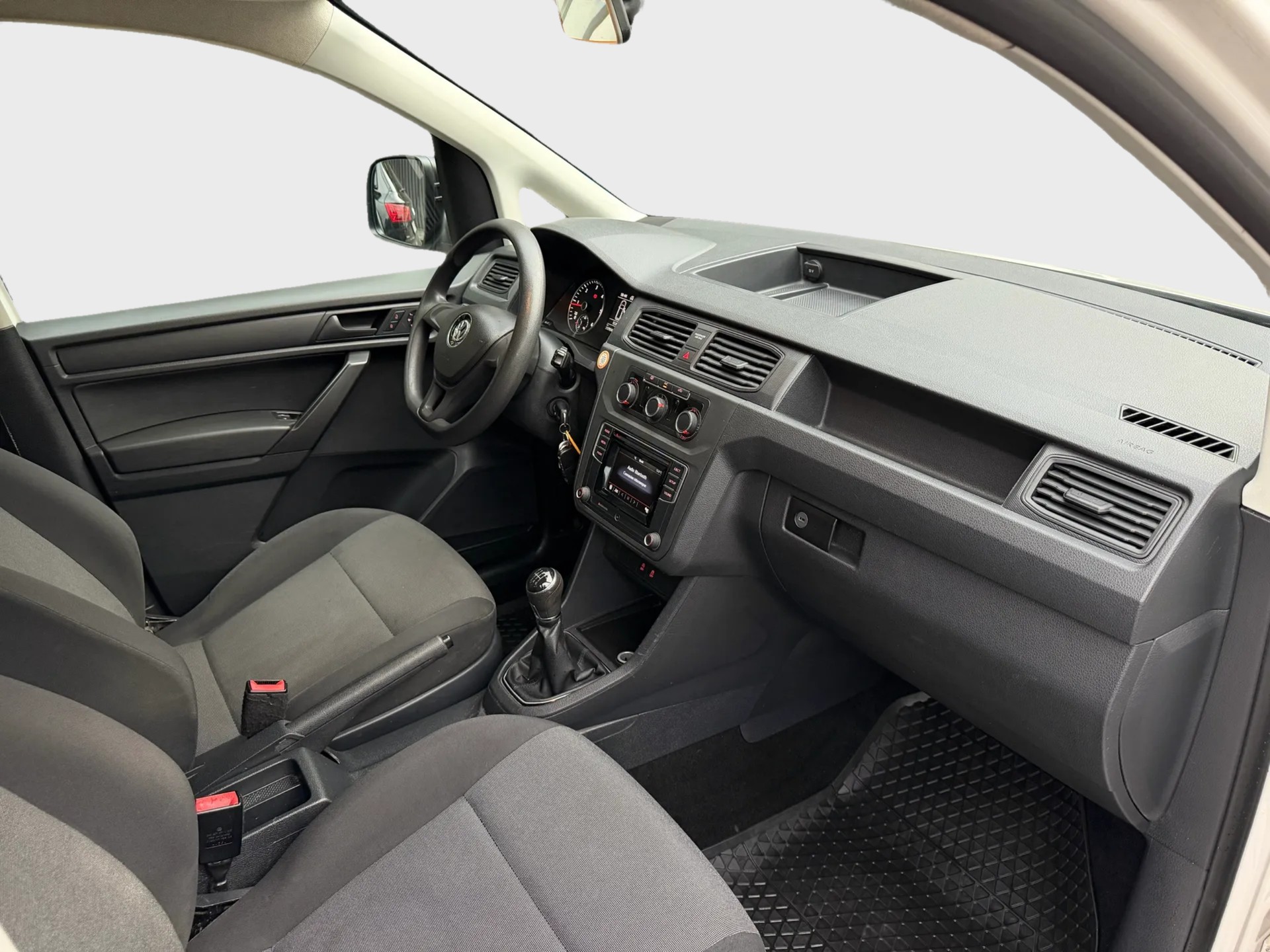 VW Caddy Alltrack 2.0 TDI 4M-image-9