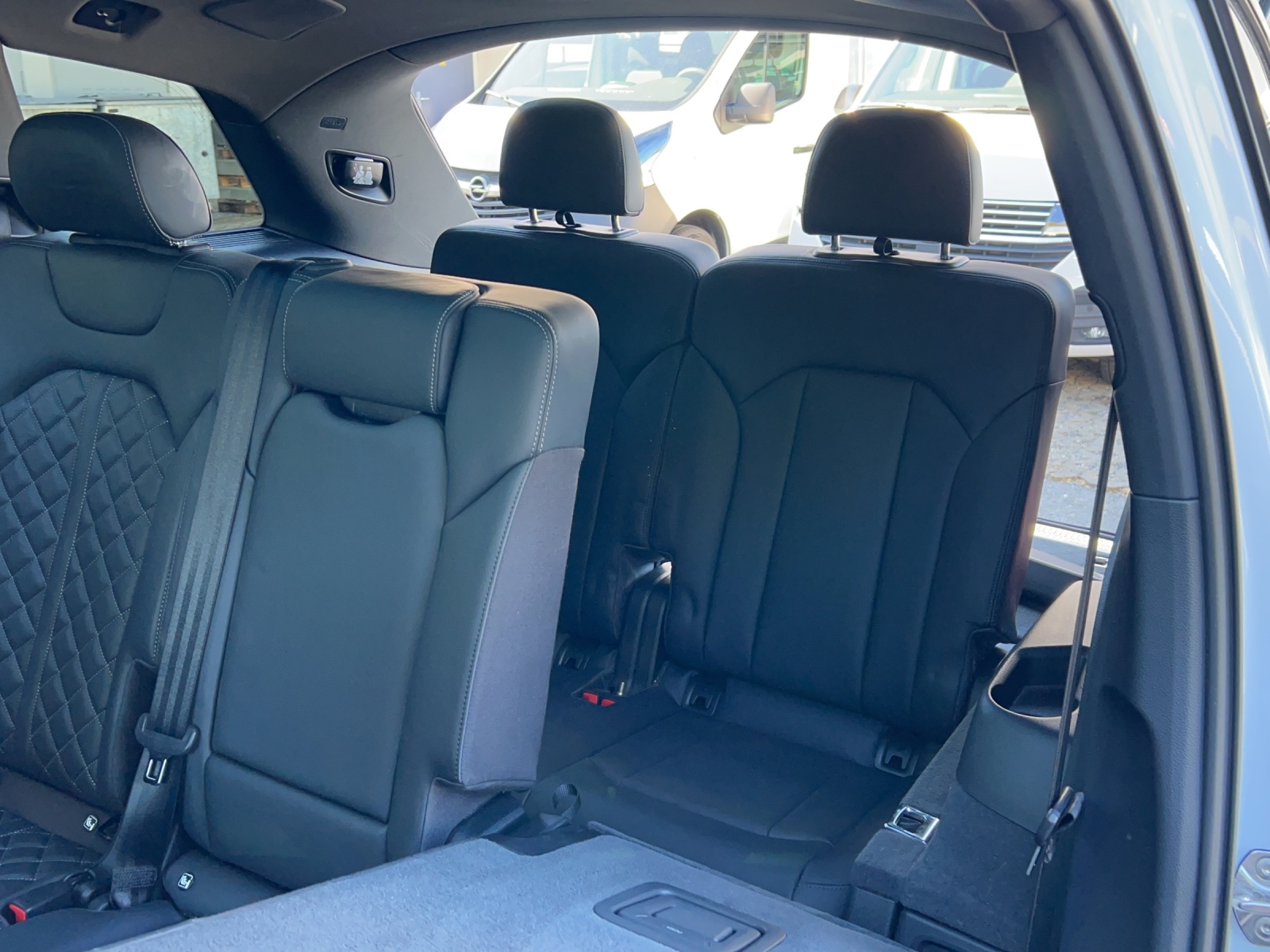 AUDI SQ7 4.0 TDI quattro tiptronic-image-22