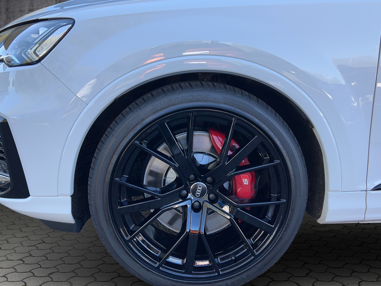 AUDI SQ7 4.0 TDI quattro tiptronic-image-8