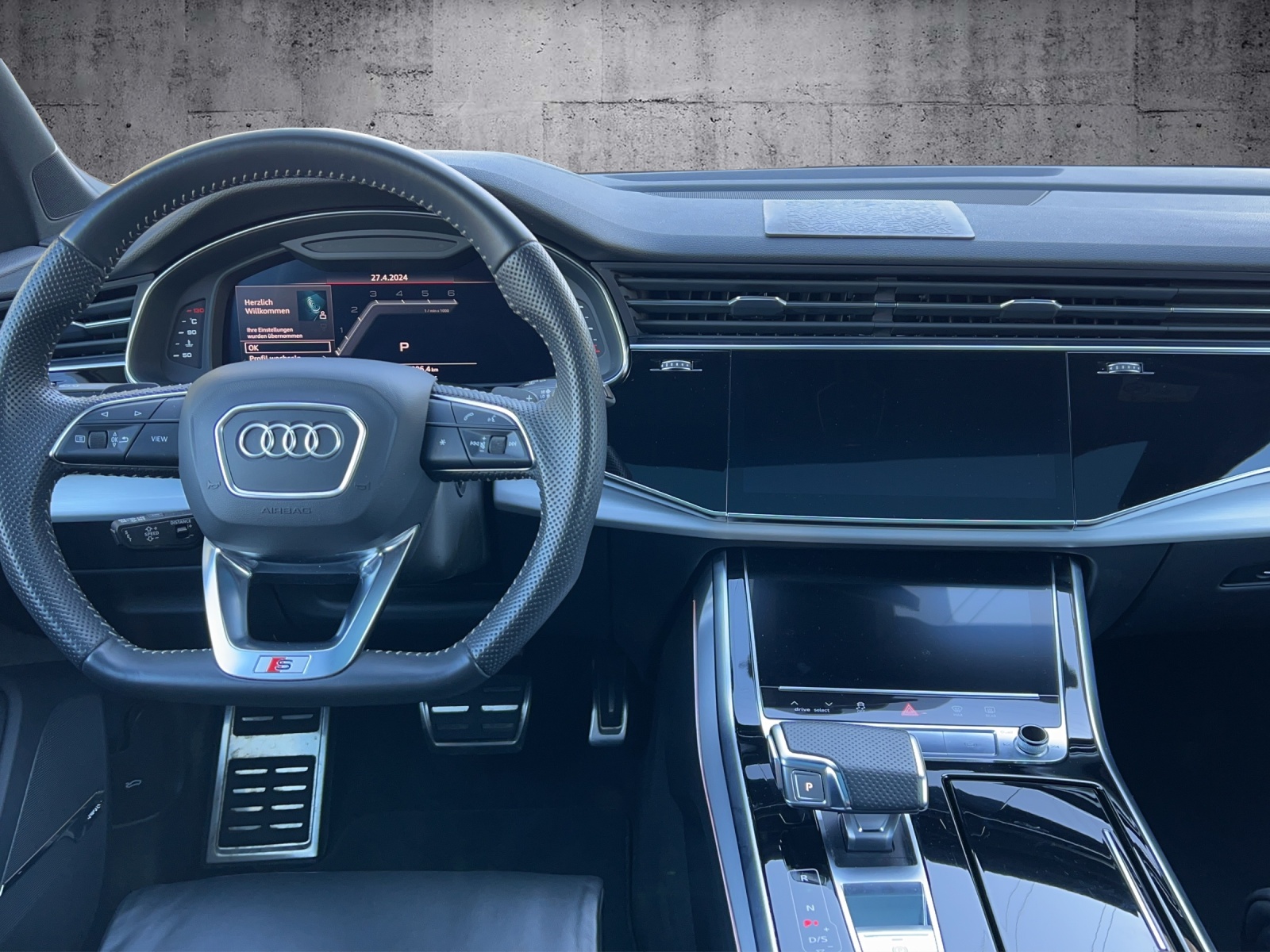 AUDI SQ7 4.0 TDI quattro tiptronic-image-13