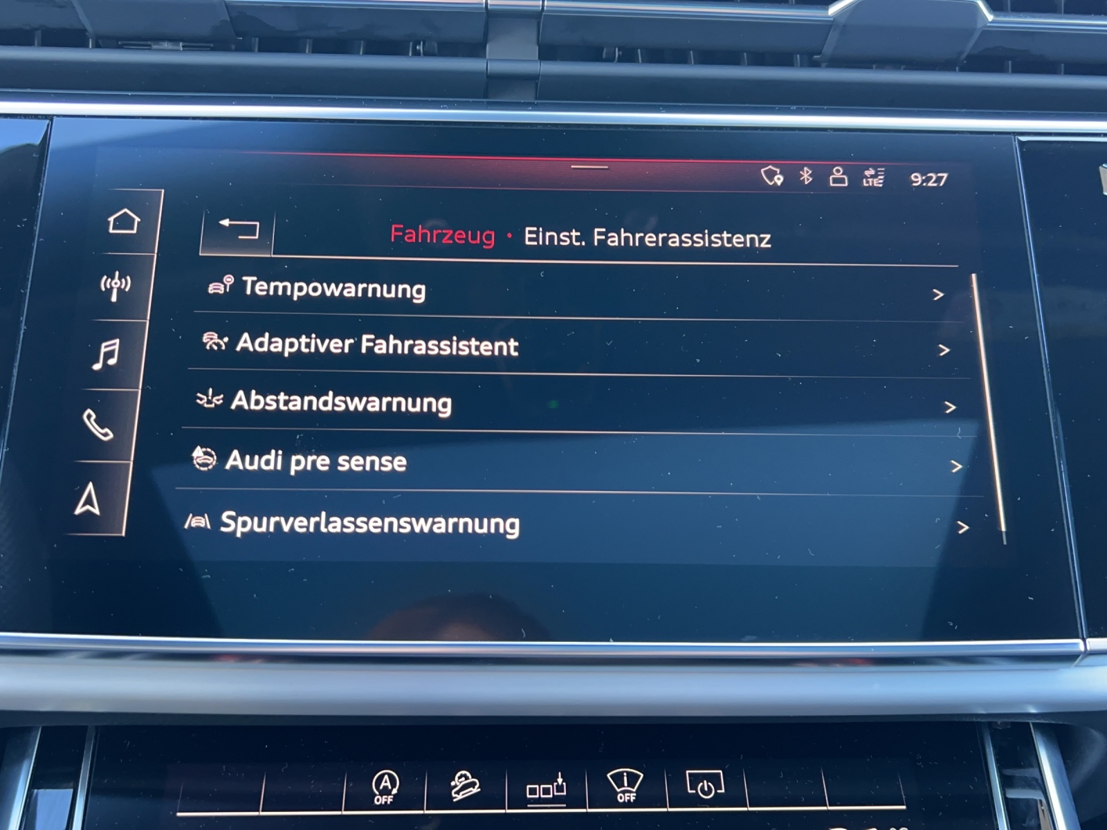 AUDI SQ7 4.0 TDI quattro tiptronic-image-21