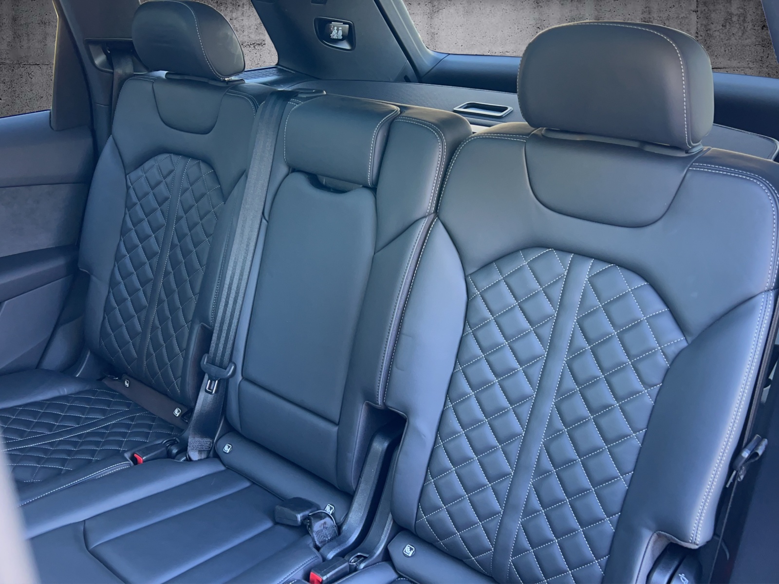 AUDI SQ7 4.0 TDI quattro tiptronic-image-18