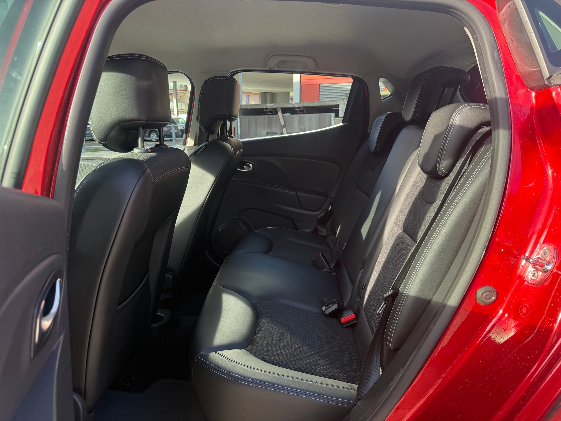 RENAULT Clio 0.9 12V Intens-image-6
