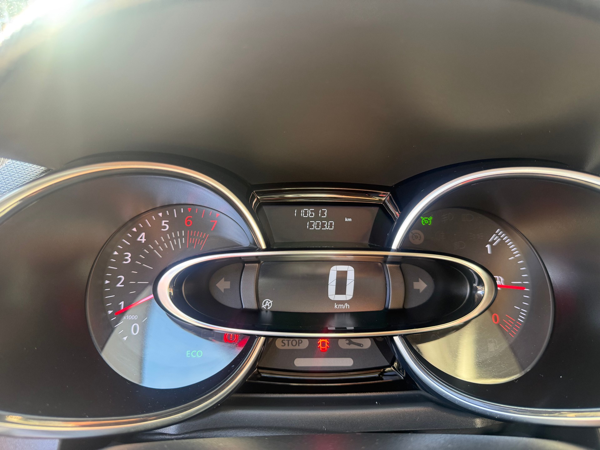 RENAULT Clio 0.9 12V Intens-image-12