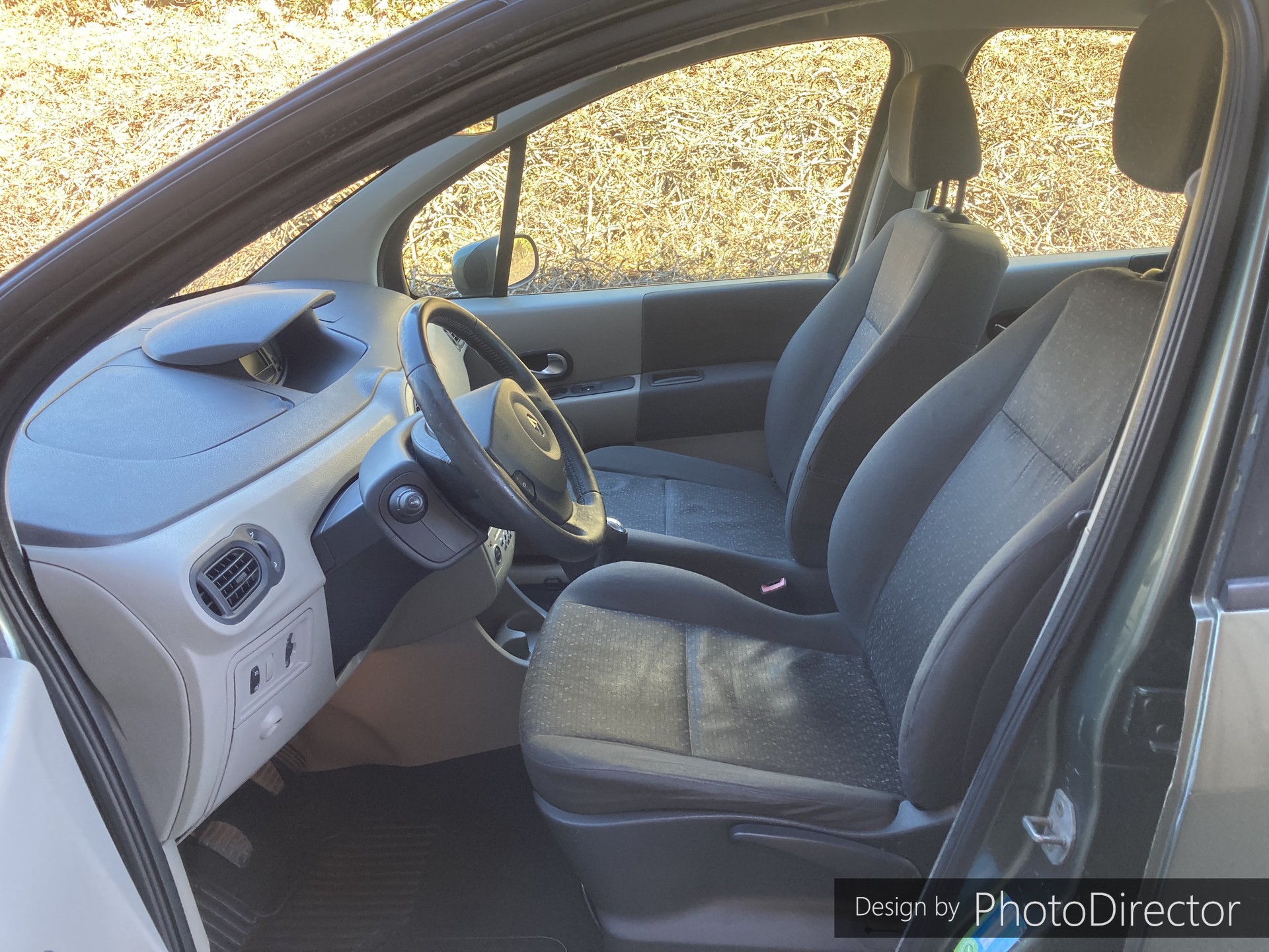 RENAULT Modus 1.4 16V Privilège Luxe-image-3