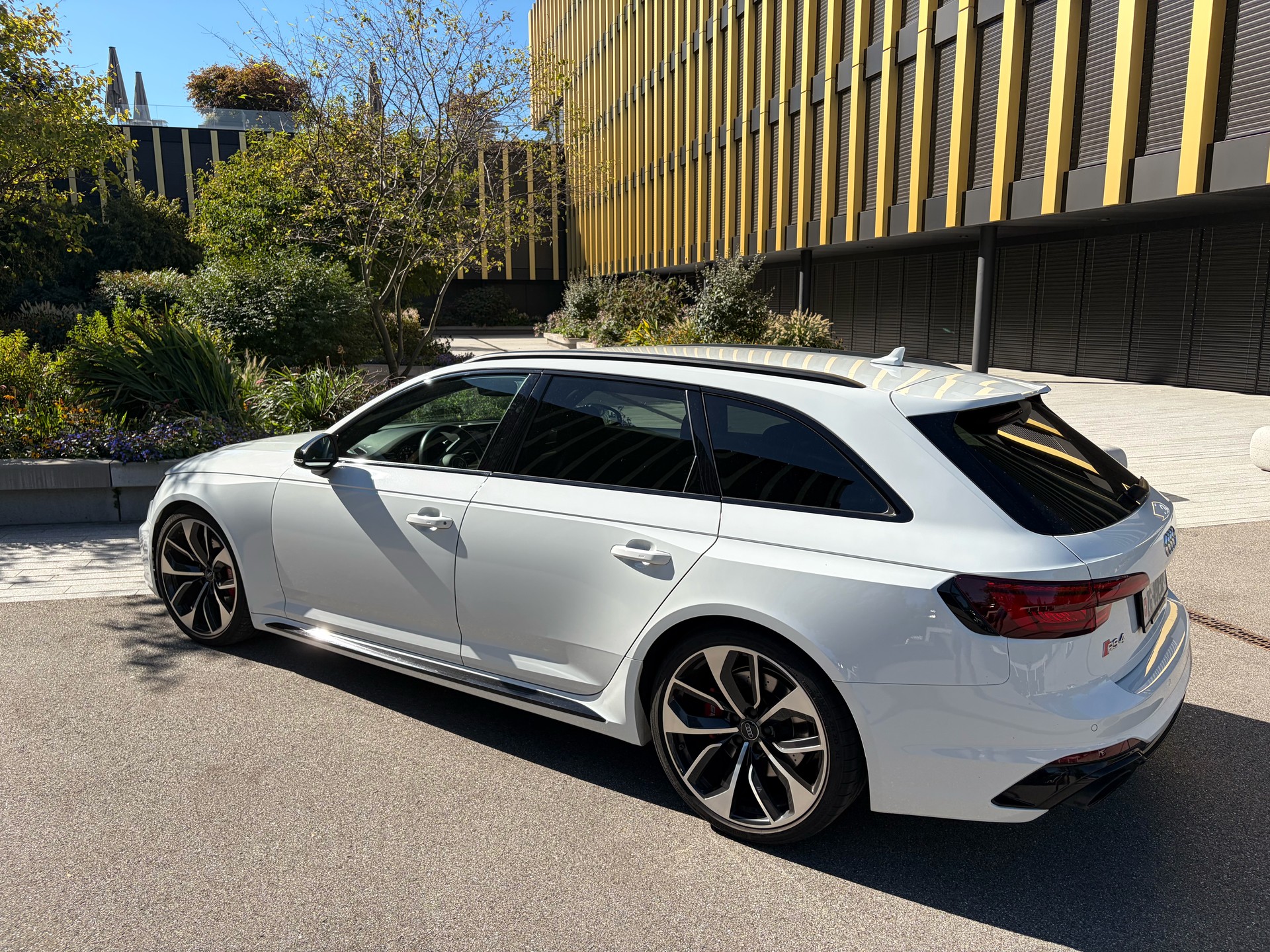 AUDI 2.9 V6 TFSI quattro T-Tronic-image-1