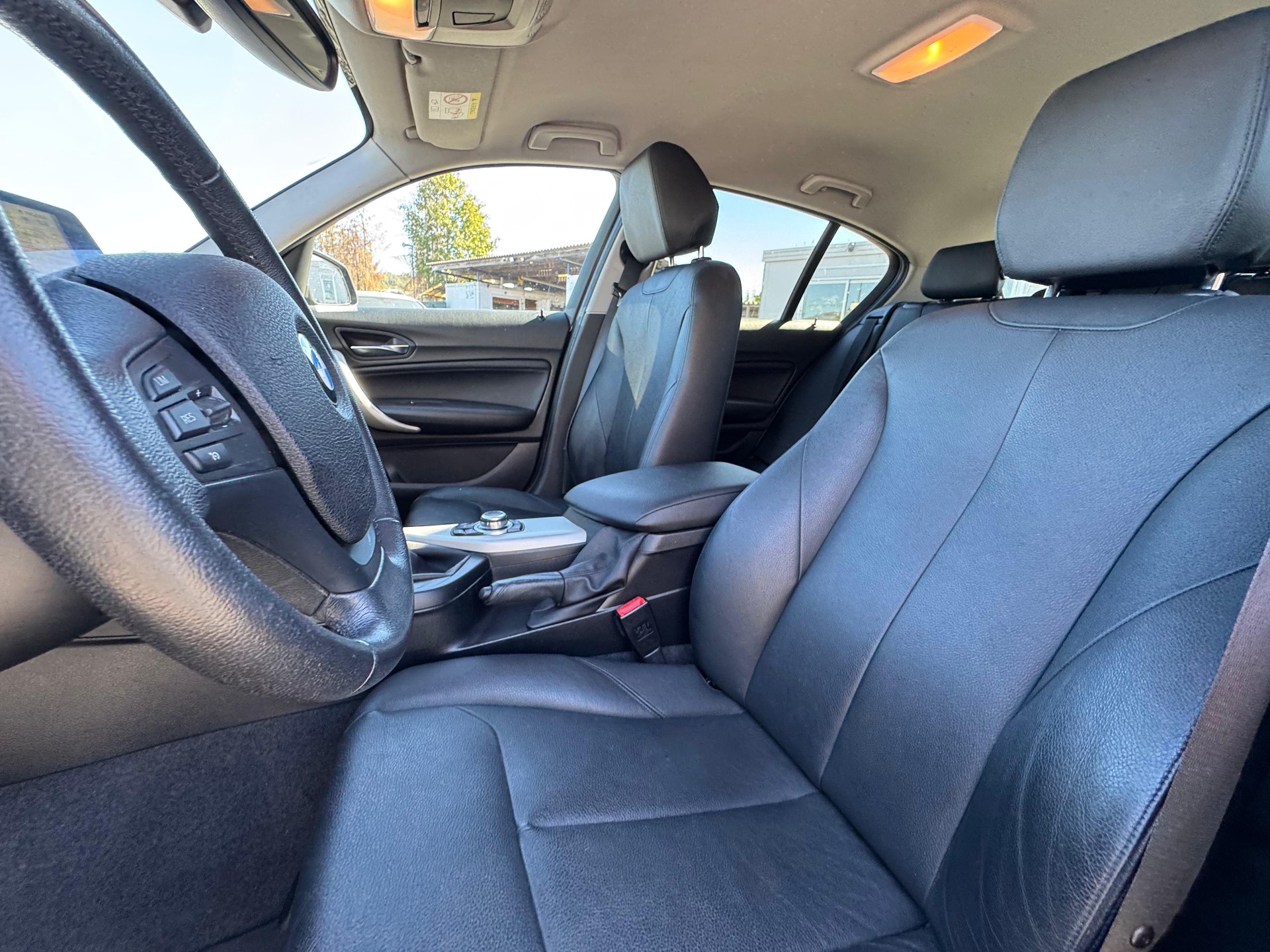 BMW 114d Business-image-8