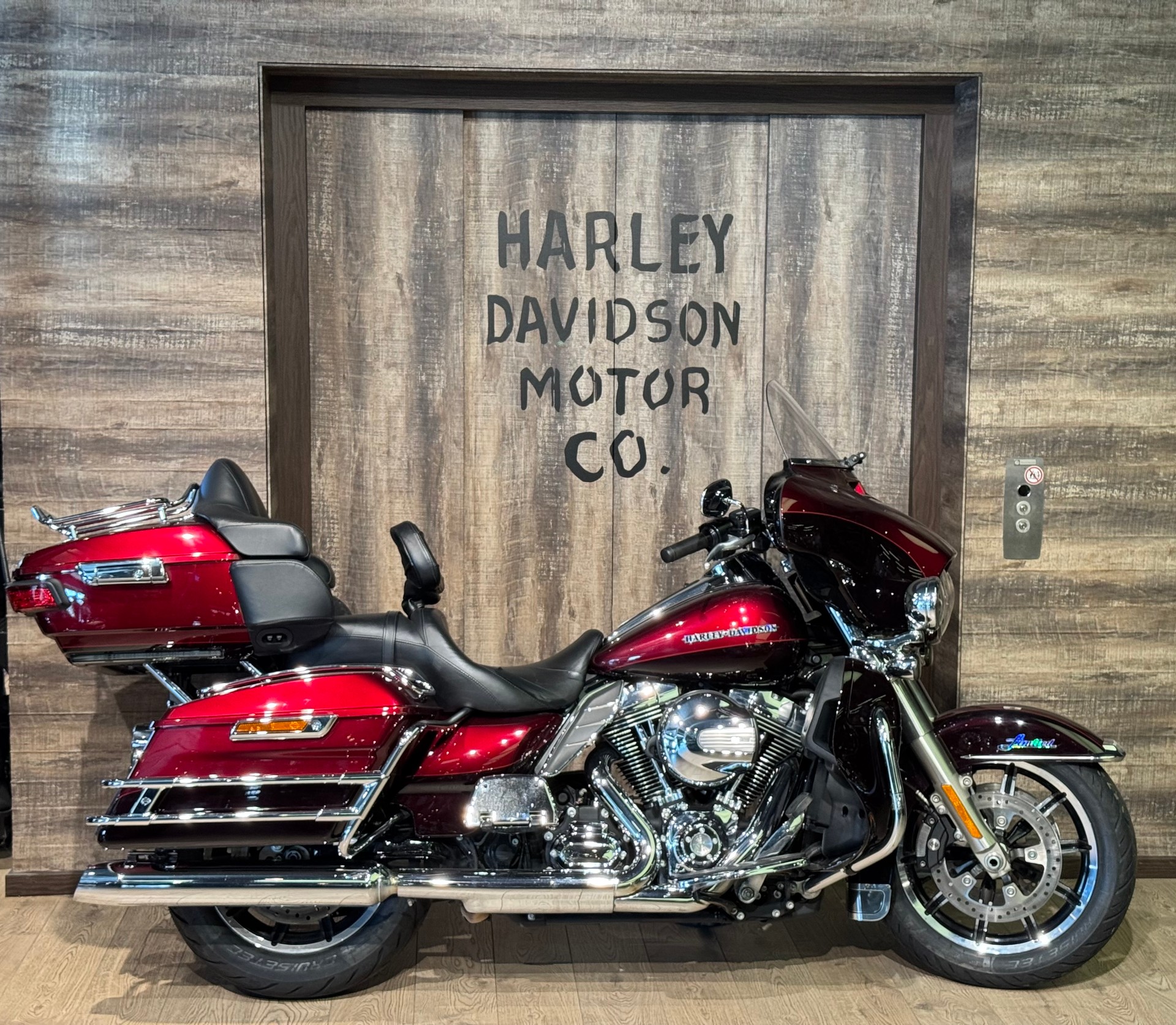 HARLEY-DAVIDSON FLHTK Electra Glide Ultra Limited