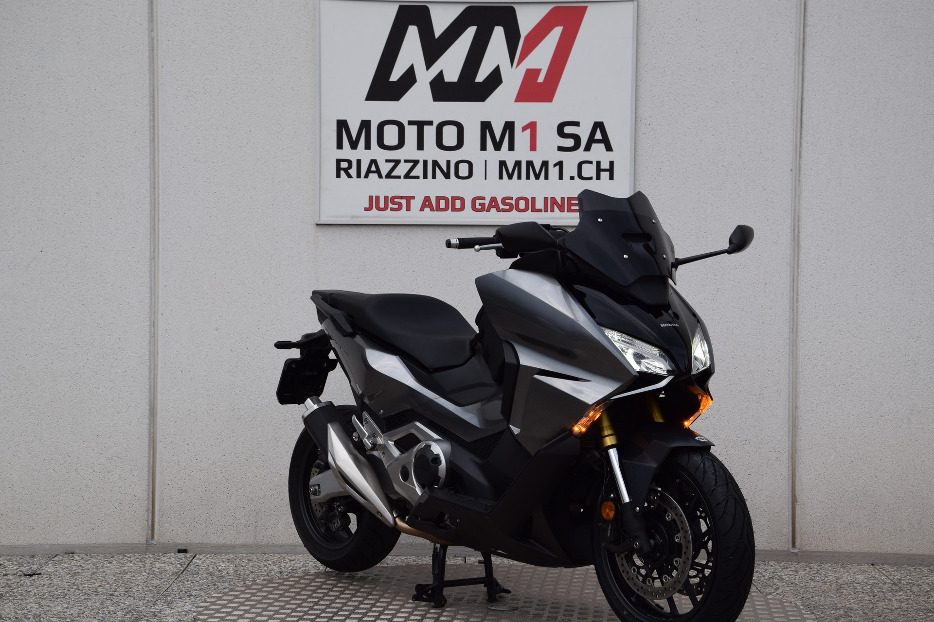 HONDA NSS 750-showroom-element-1