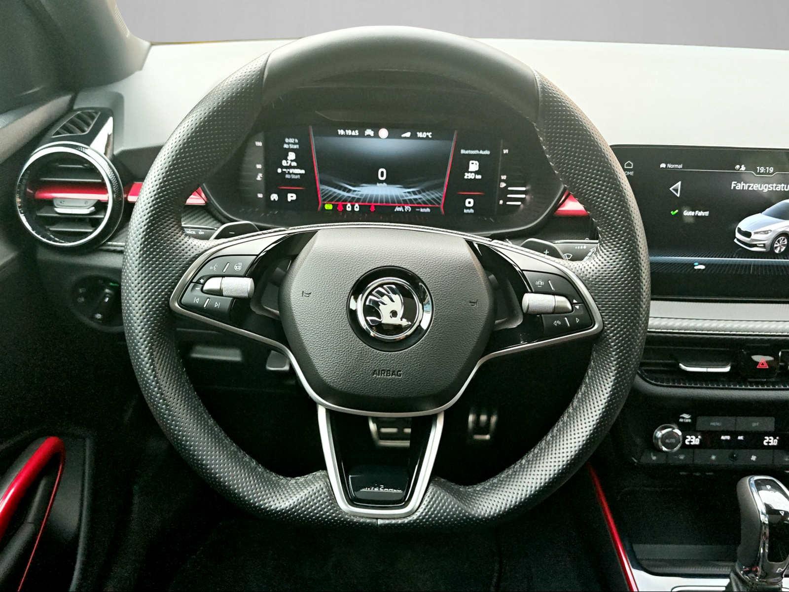 SKODA Fabia 1.5 TSI Monte Carlo DSG-image-11