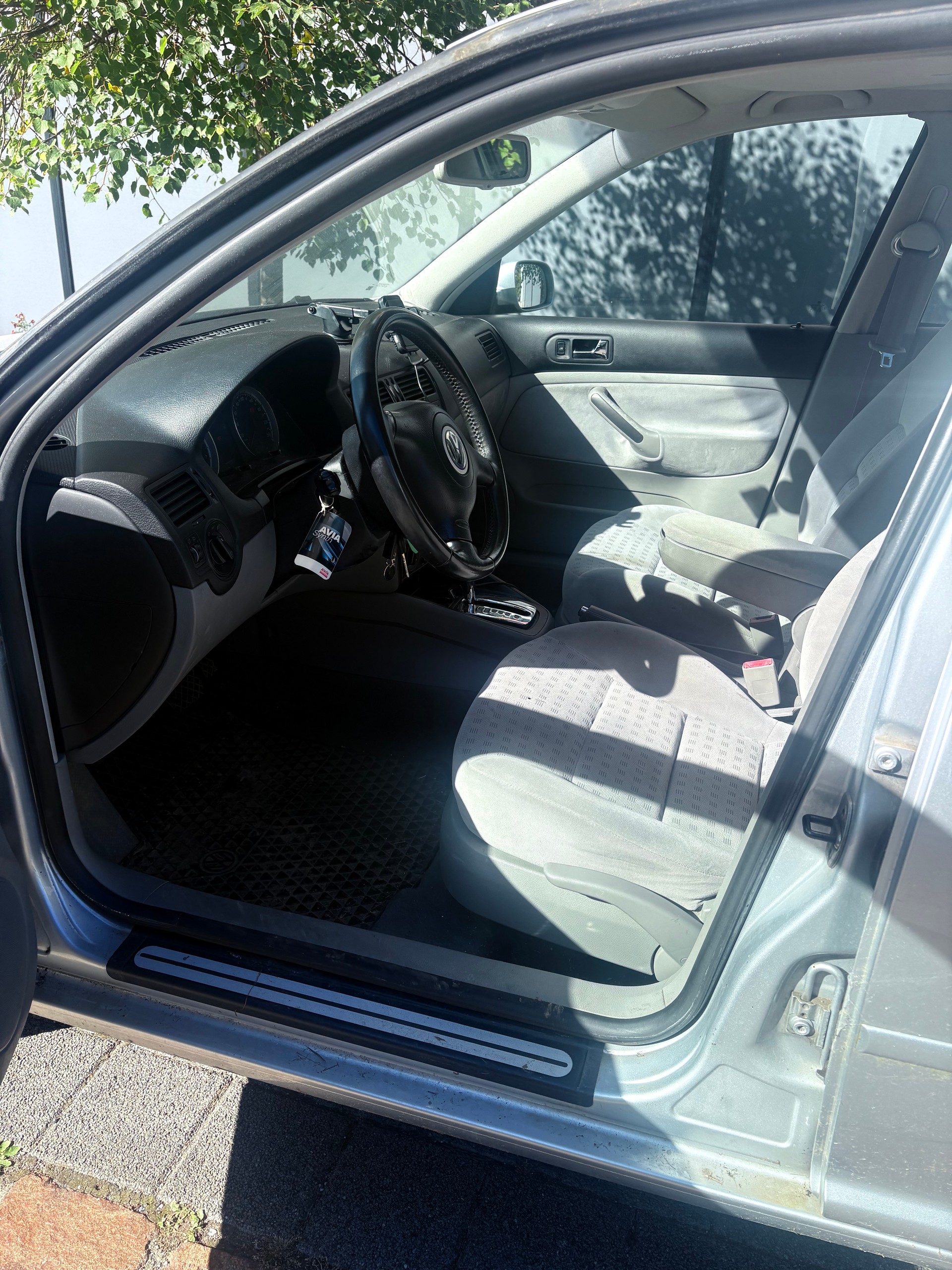 VW Bora 1.6 Comfortline Automatic-image-10