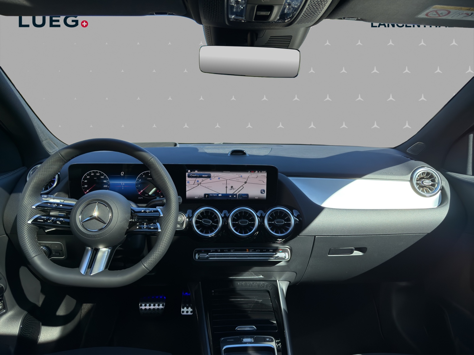 MERCEDES-BENZ GLA 250 4Matic 8G-DCT Swiss Star-image-10