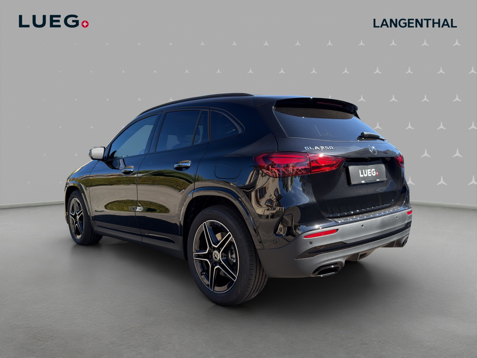 MERCEDES-BENZ GLA 250 4Matic 8G-DCT Swiss Star-image-2