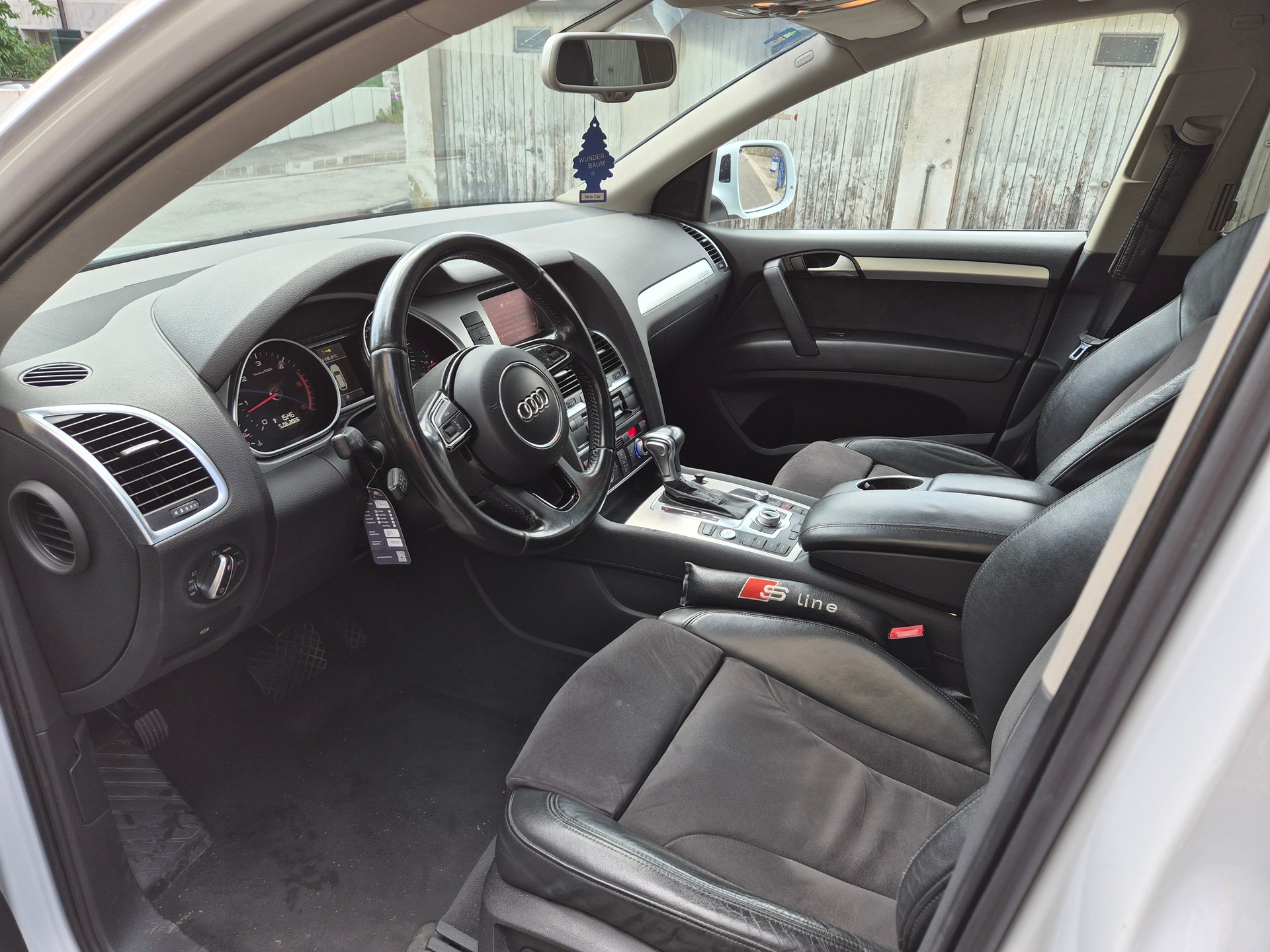 AUDI 3.0 V6 TDI quattro T-Tronic-image-3