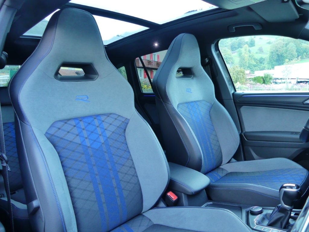 VW Tiguan 2.0TSI R 4Motion DSG-image-10