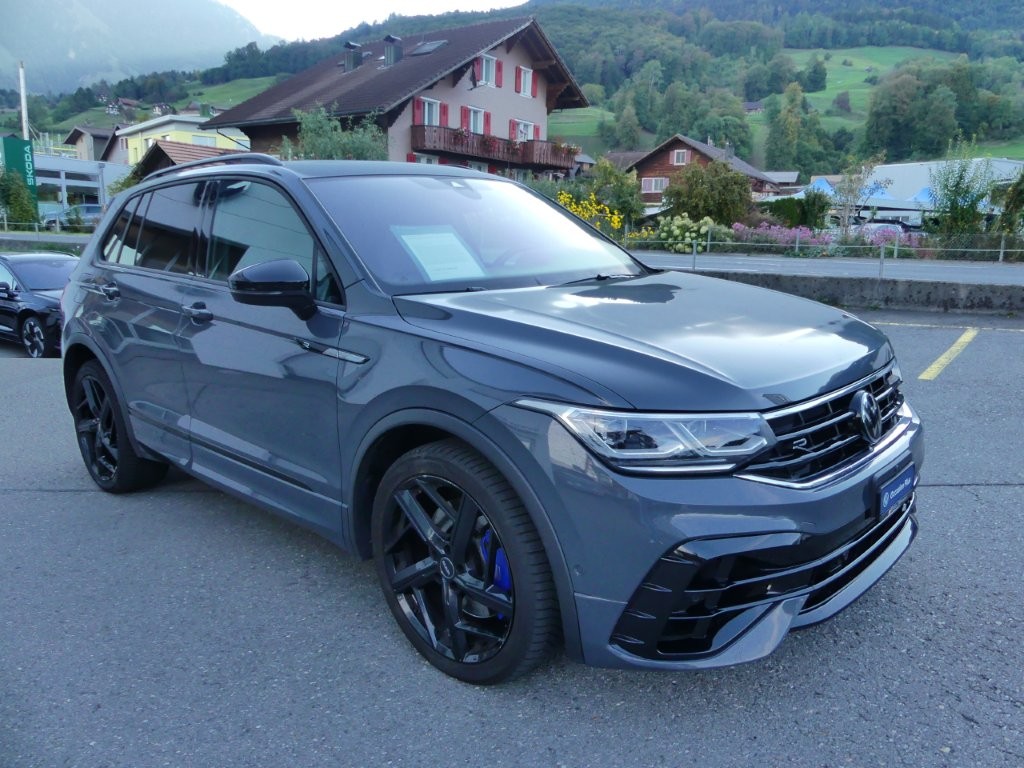 VW Tiguan 2.0TSI R 4Motion DSG-image-4