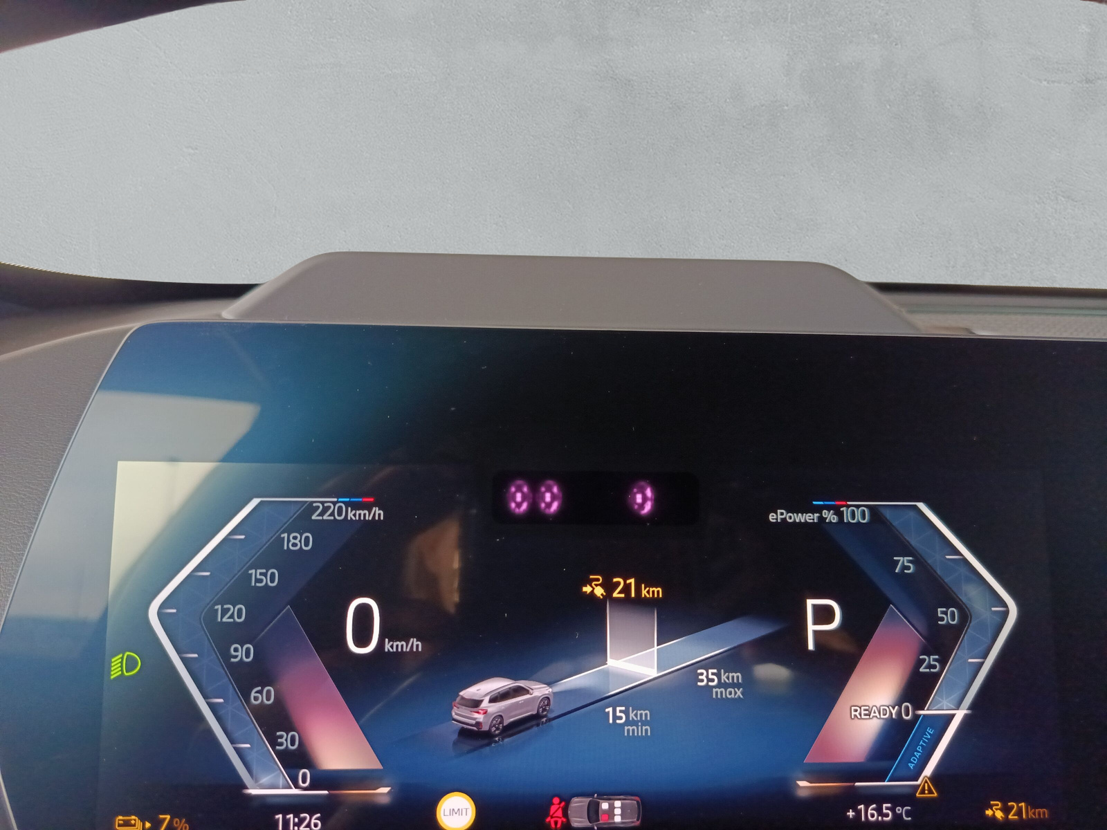 BMW iX1 eDrive 20 Edition M Sport-image-23