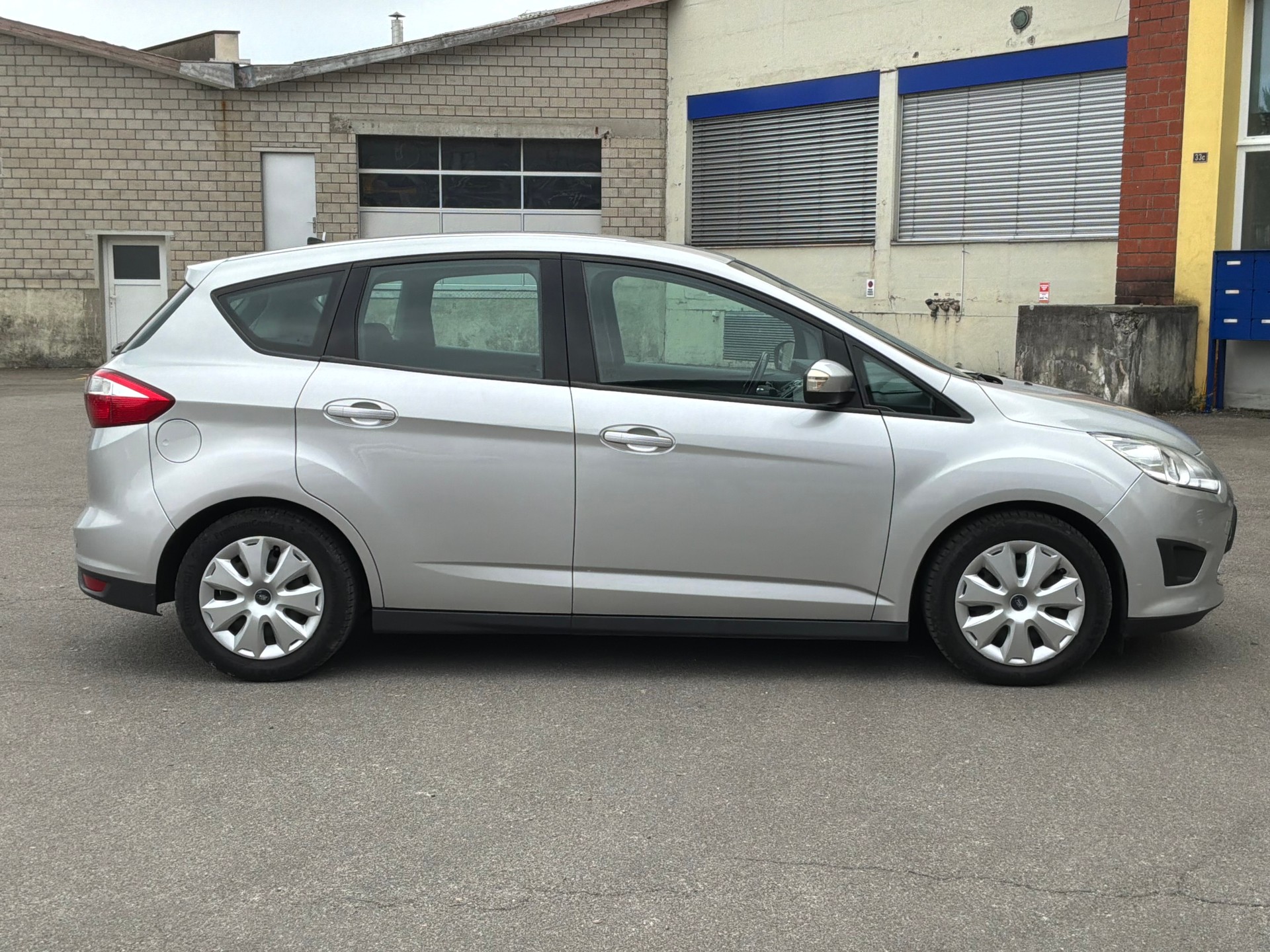 FORD C-Max 1.6 Ti-VCT Ambiente-image-4
