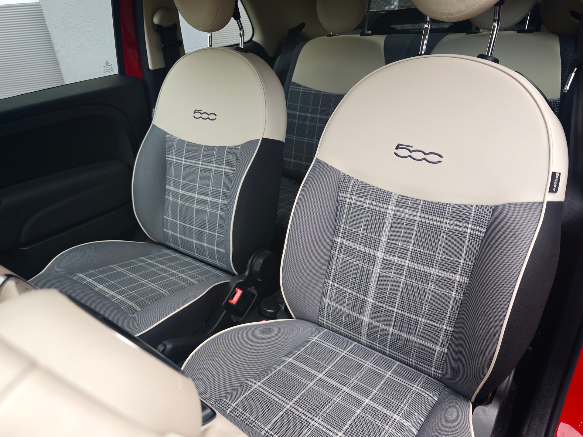 FIAT 500C 0.9 Twinair Lounge-showroom-element-3