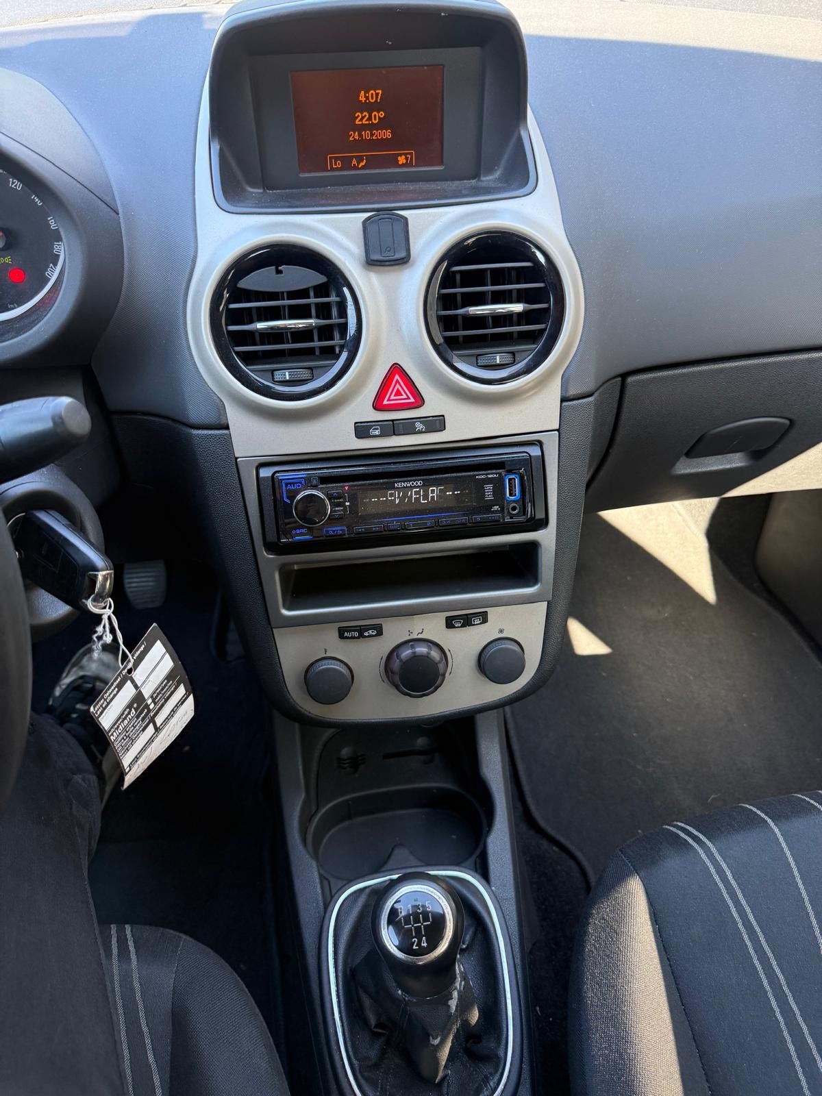OPEL Corsa 1.4 TP Enjoy-image-8