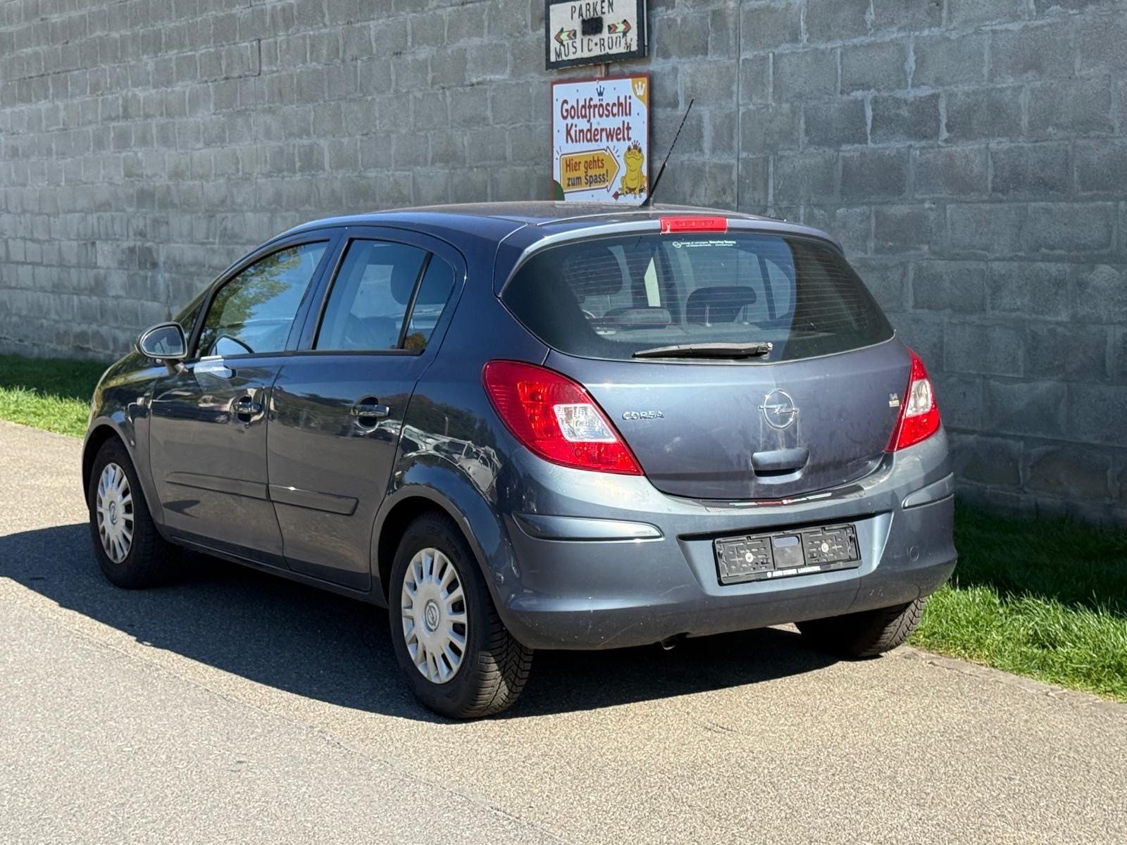 OPEL Corsa 1.4 TP Enjoy-image-1