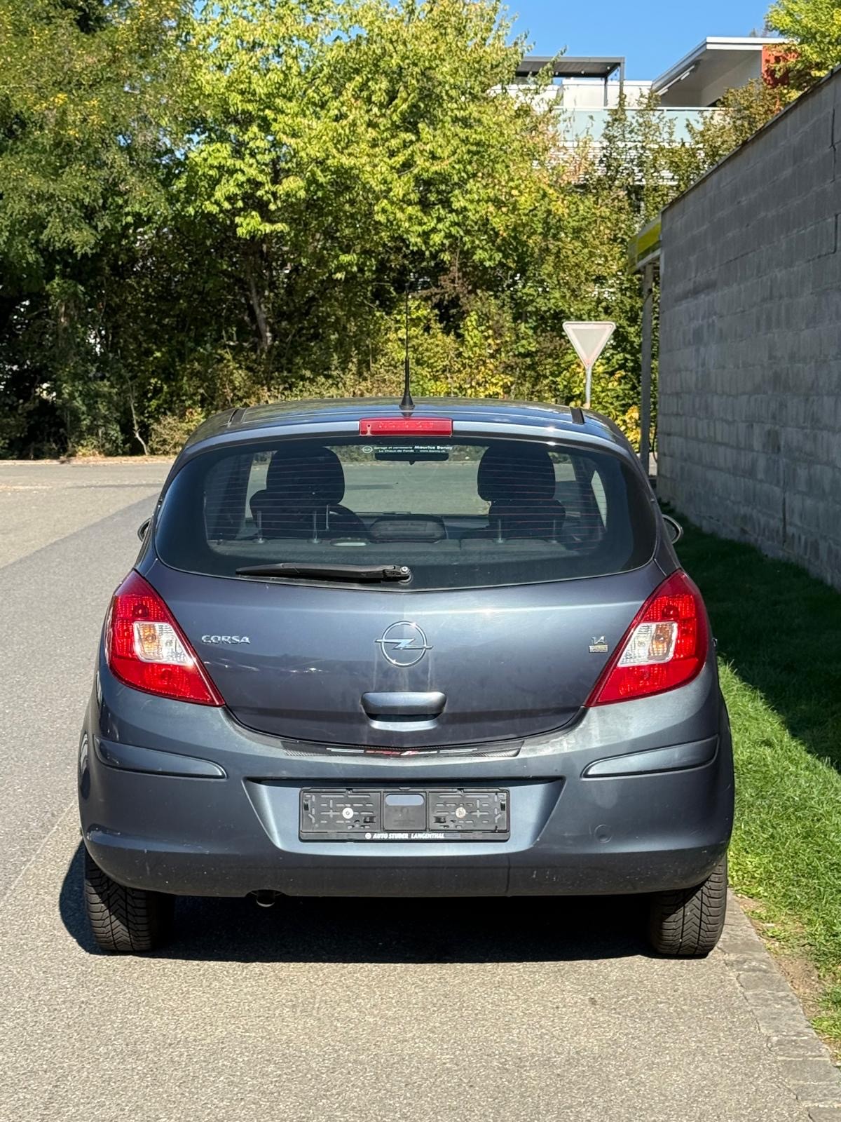 OPEL Corsa 1.4 TP Enjoy-image-2