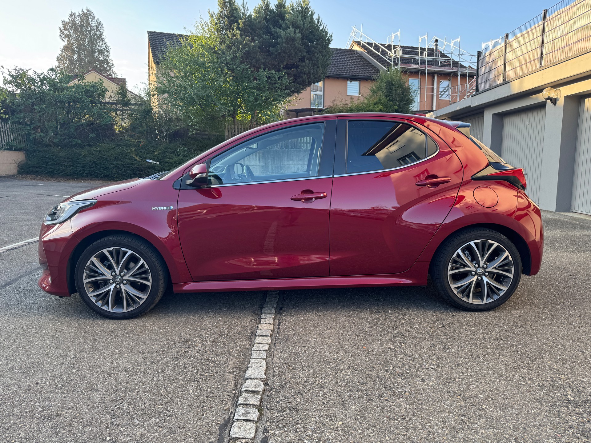 TOYOTA 1.5 VVT-i HSD Premium-image-2