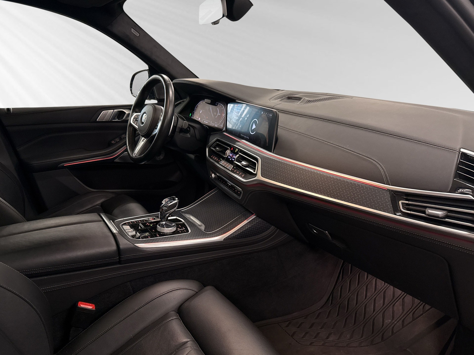 BMW X7 xDrive 48V 40d Steptronic-image-4