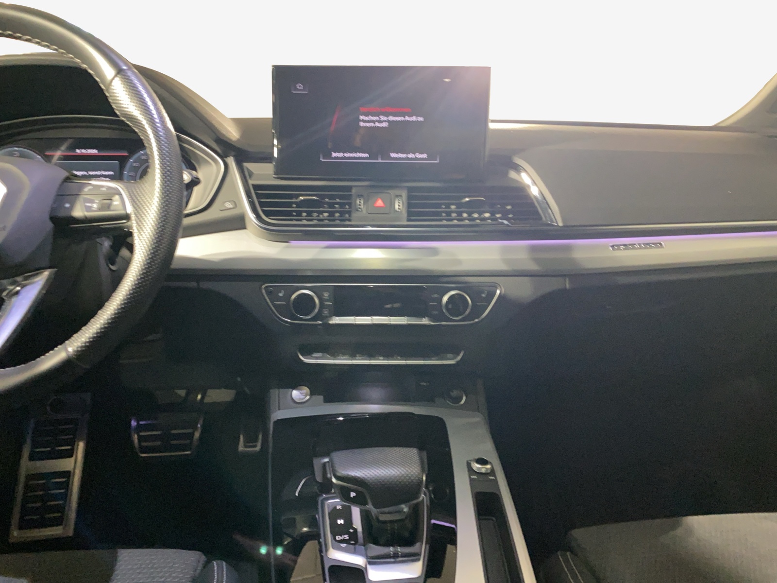 AUDI Q5 Sportback 40 TDI Blackedition quattro S-tronic-image-10