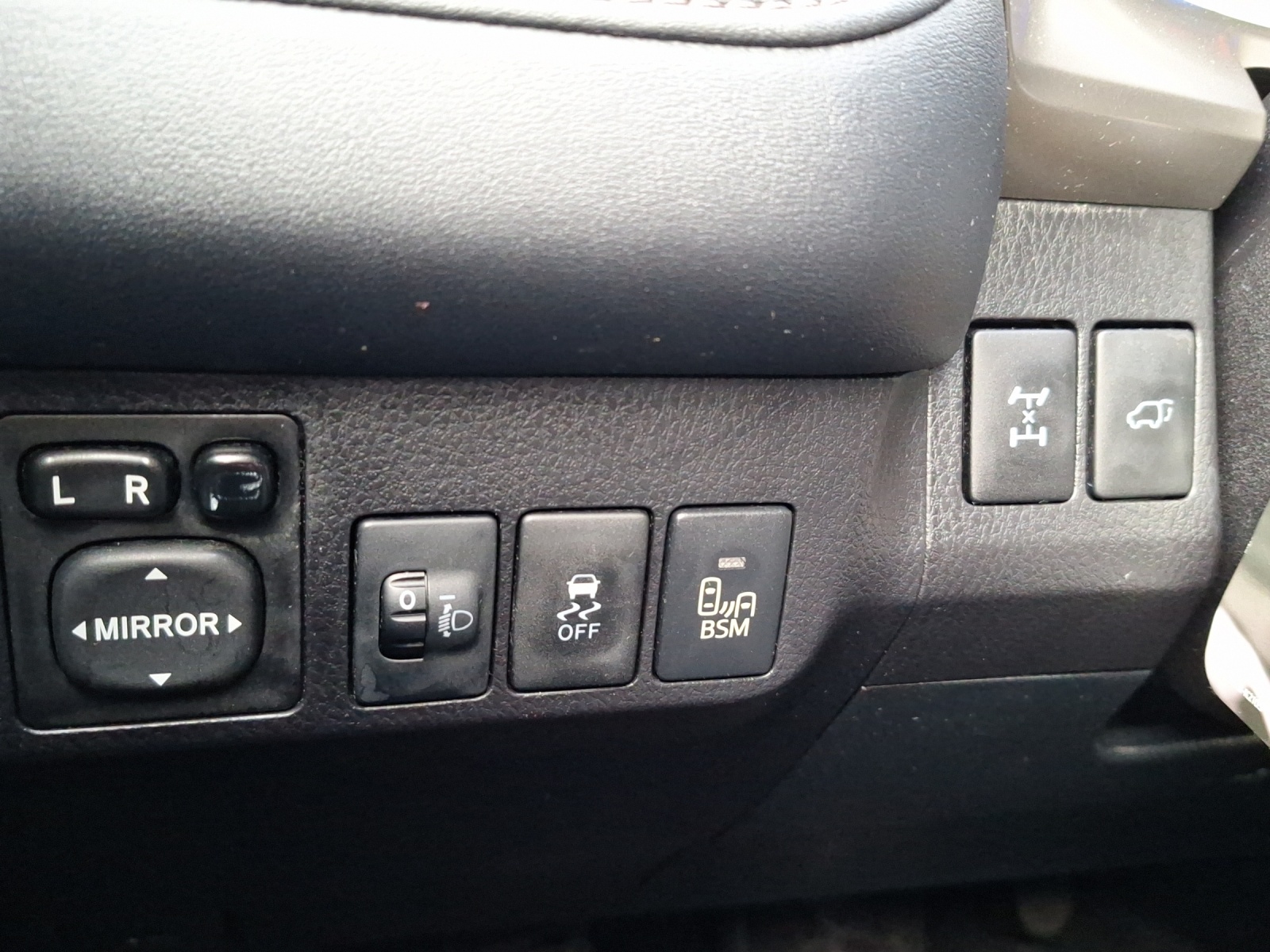 TOYOTA RAV4 2.0i VMa Style MdS-image-18