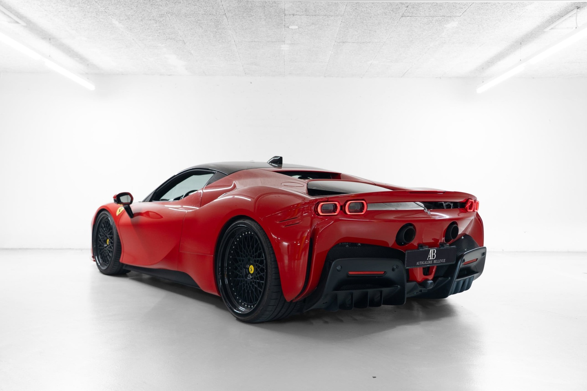FERRARI SF90 Stradale - Ferrari Garantie - Gratis Service-image-4