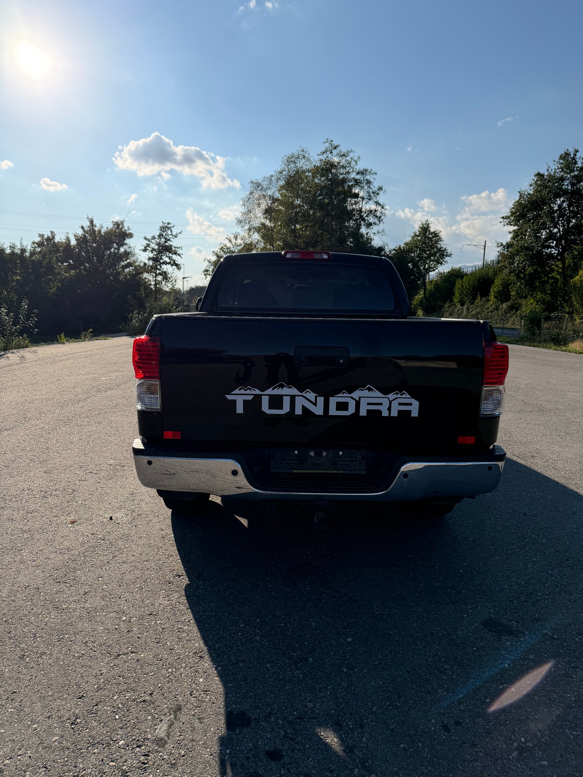 TOYOTA 5.7 V8-image-2