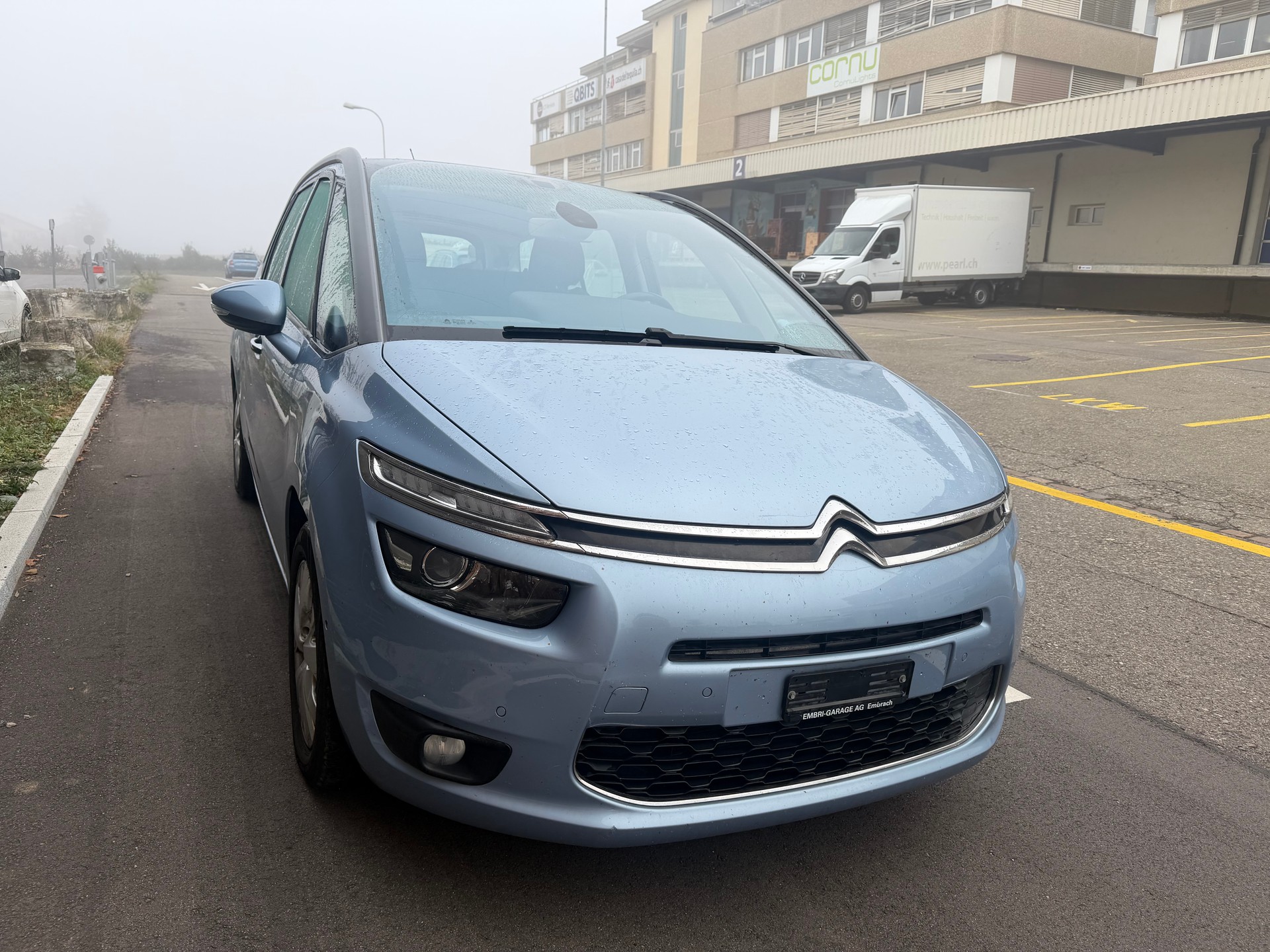 CITROEN Grand C4 Picasso 1.6 e-HDi-image-1