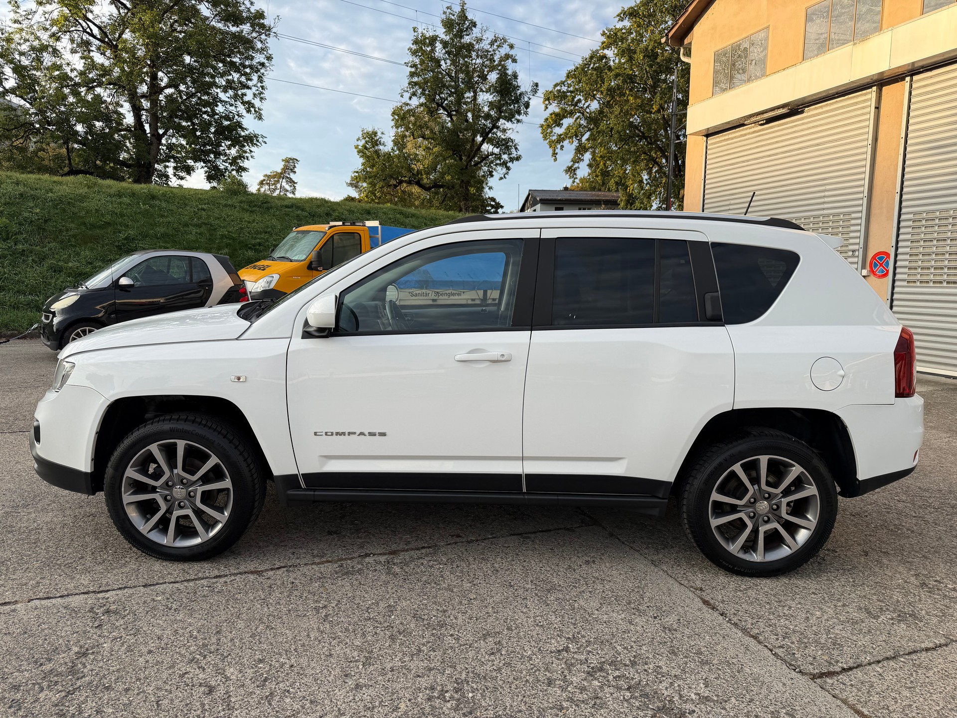 JEEP Compass 2.2 CRD Limited-image-1