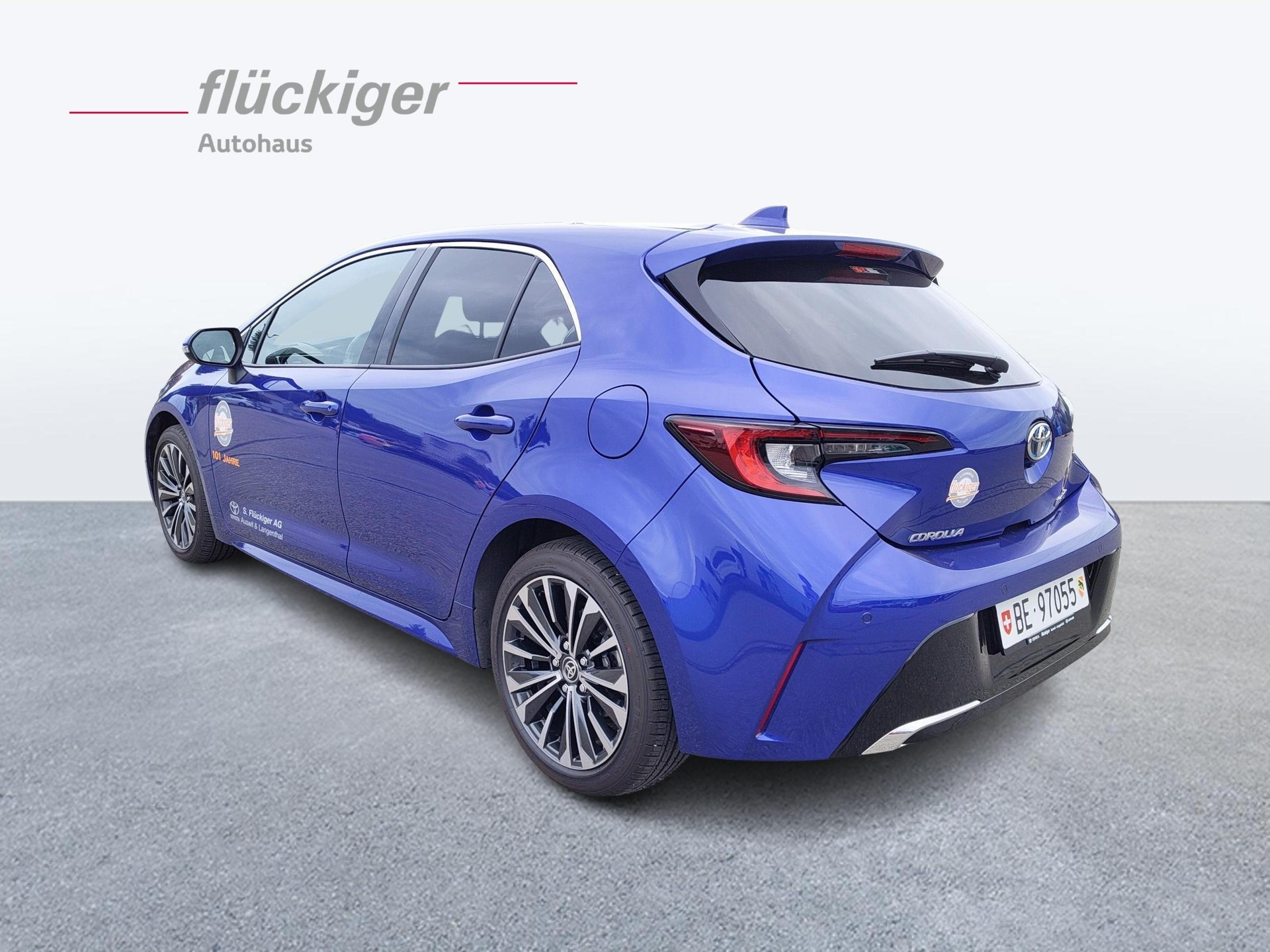 TOYOTA Corolla 2.0 HSD Trend-image-2