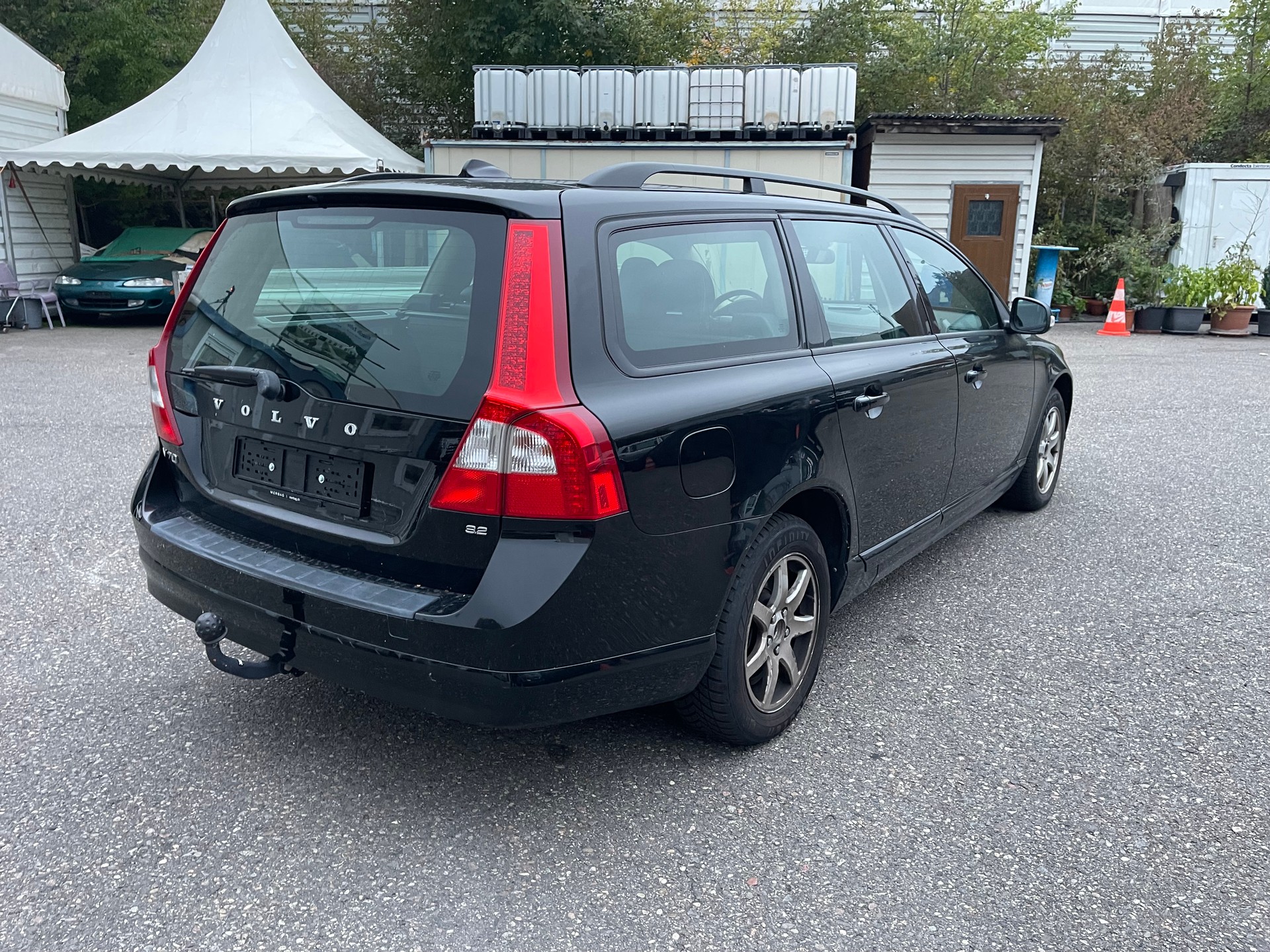 VOLVO V70 3.2 Momentum Geartronic-image-4