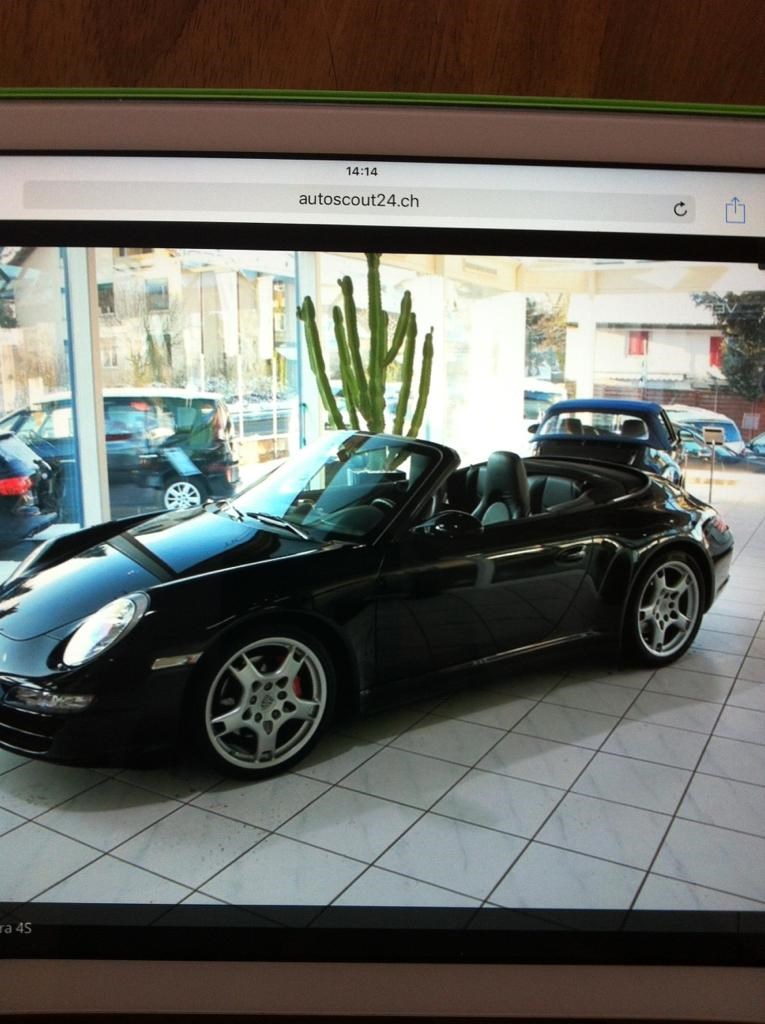 PORSCHE 911 Cabrio Carrera 4S-image-3