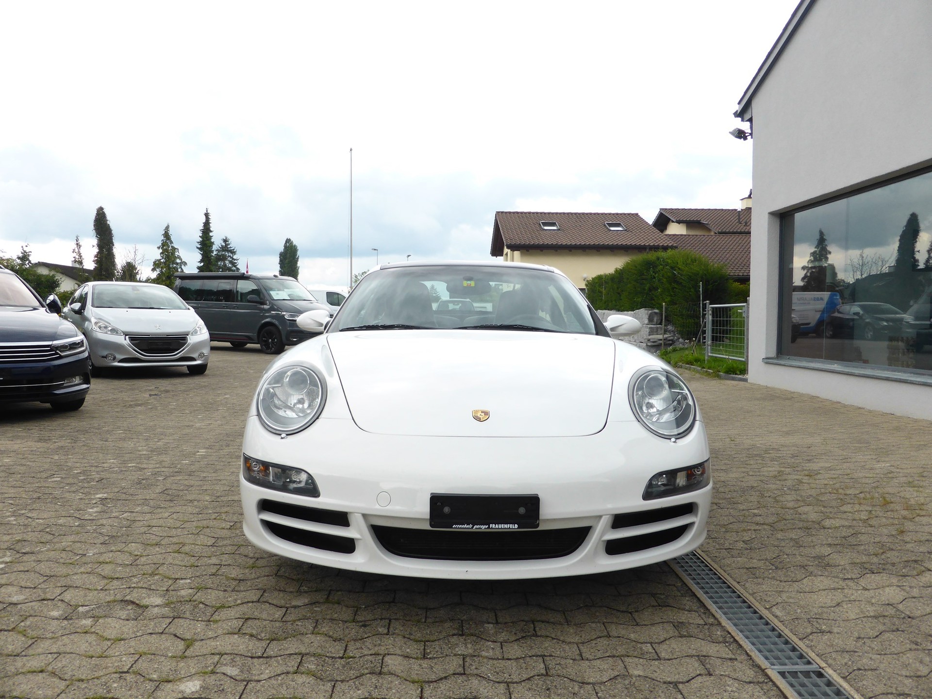 PORSCHE 911 Targa 4S-image-1