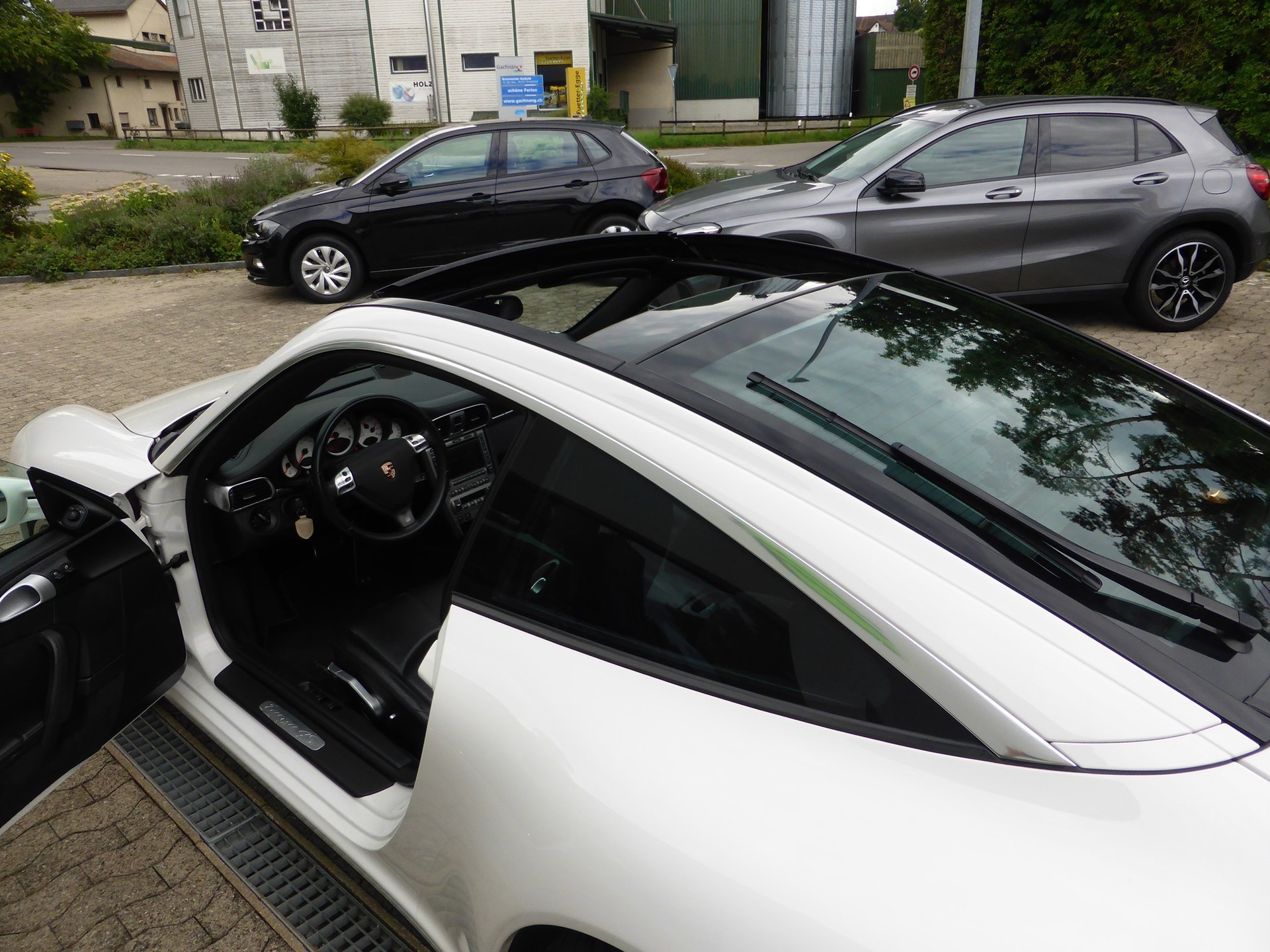PORSCHE 911 Targa 4S-image-14
