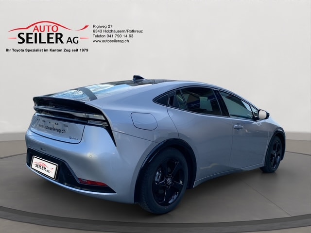 TOYOTA Prius 2.0VVT-i Plug-in Hybrid Style-showroom-element-3