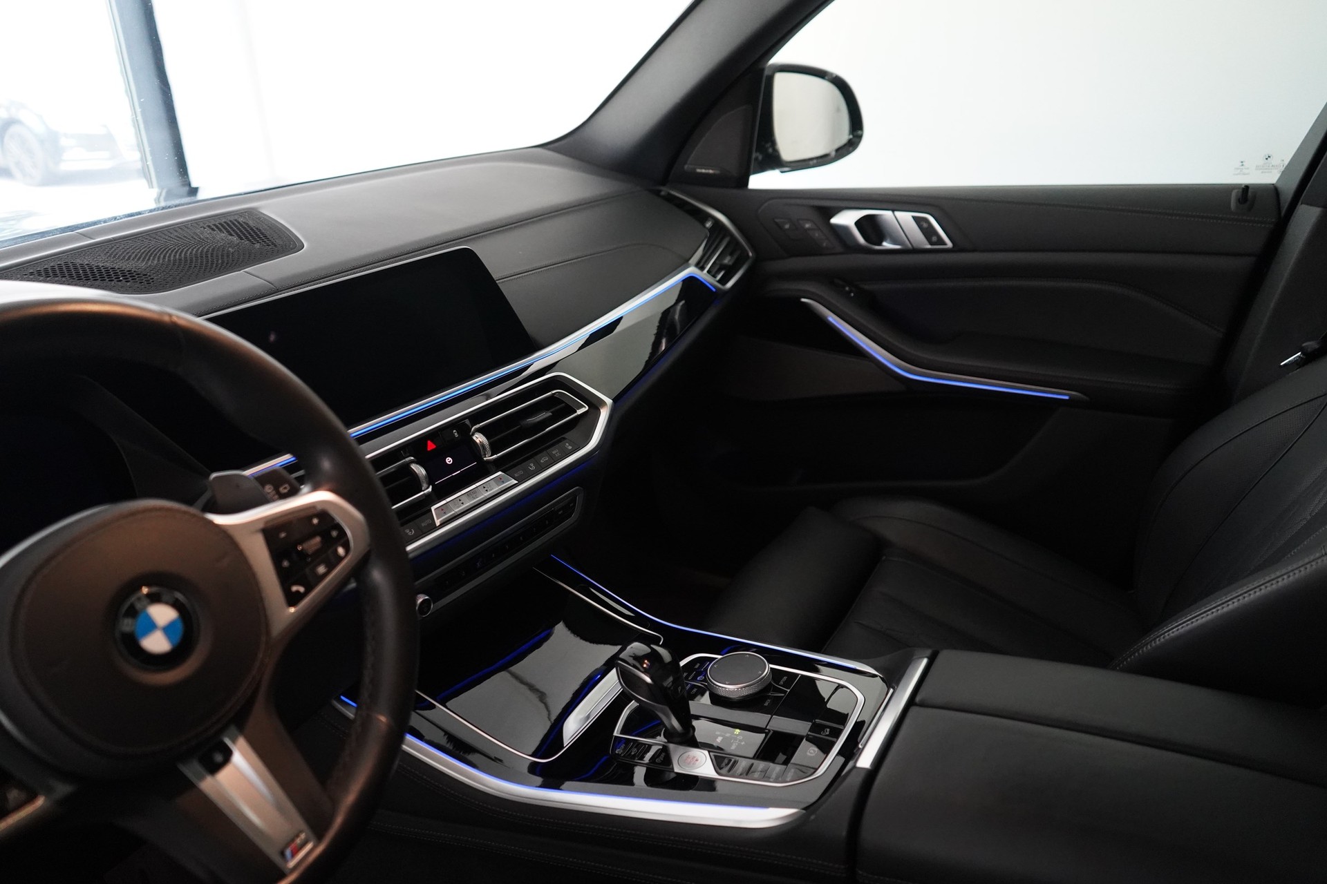 BMW X5 xDrive M50i / CH-Fahrzeug-image-14