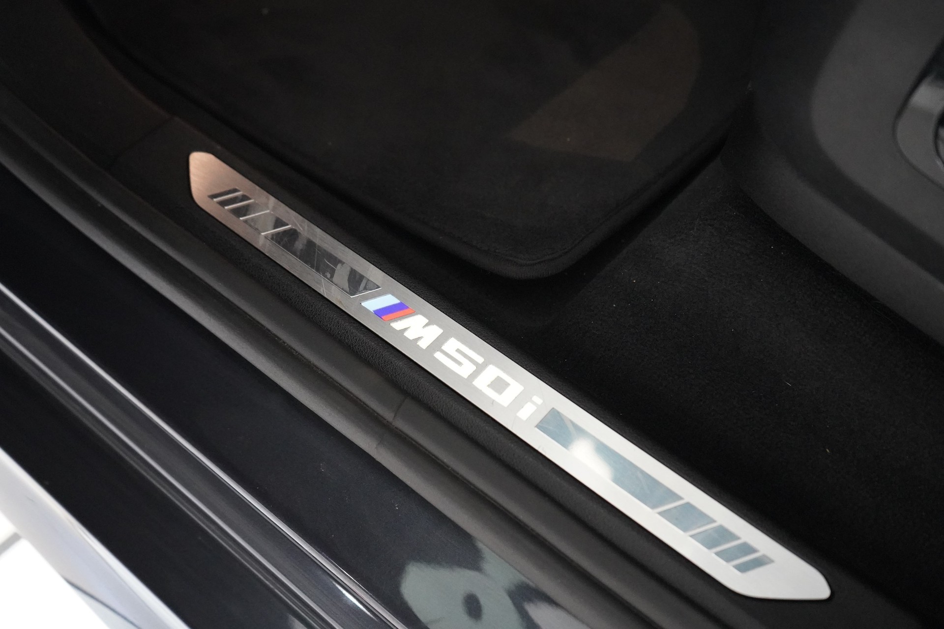 BMW X5 xDrive M50i / CH-Fahrzeug-image-18