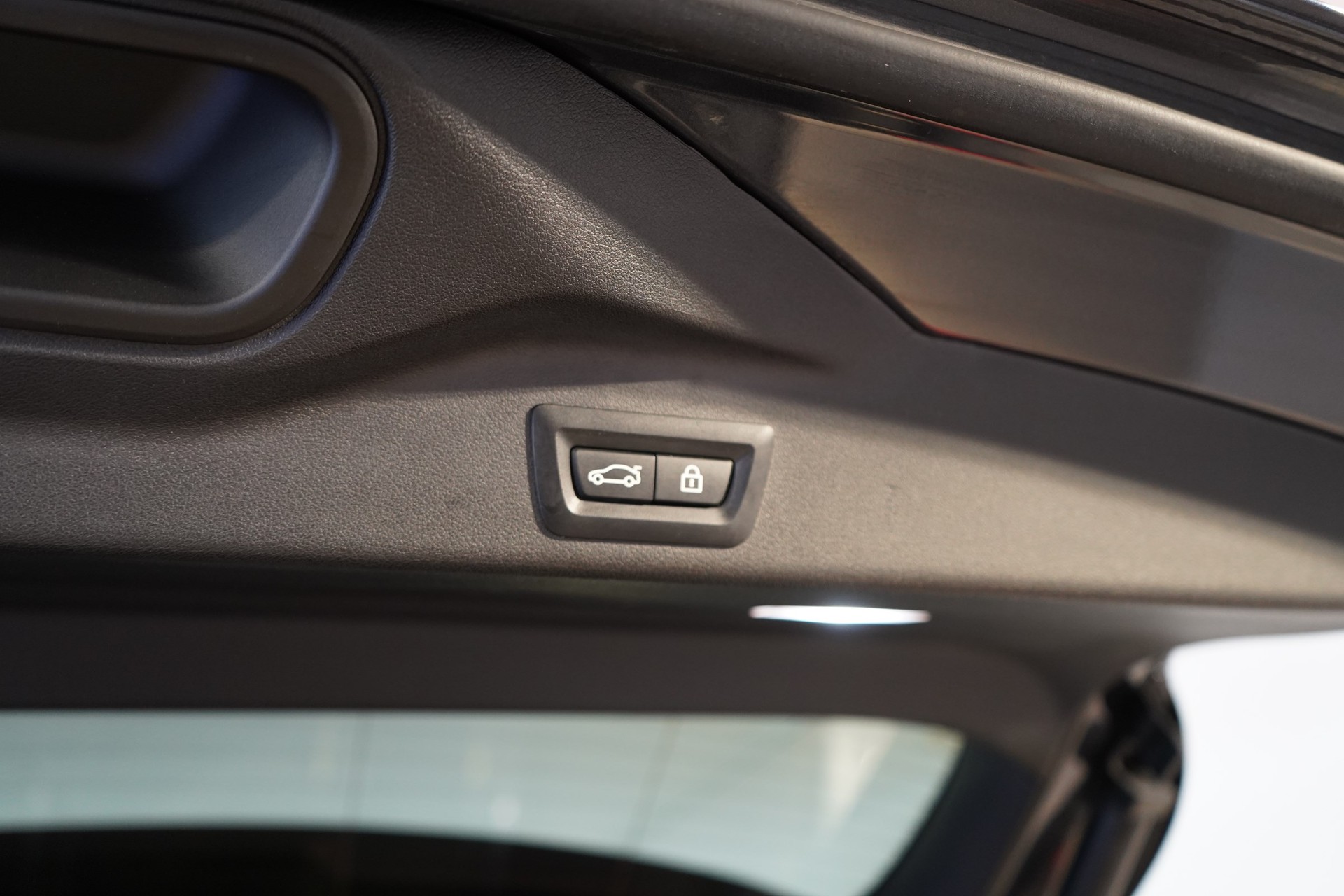 BMW X5 xDrive M50i / CH-Fahrzeug-image-23