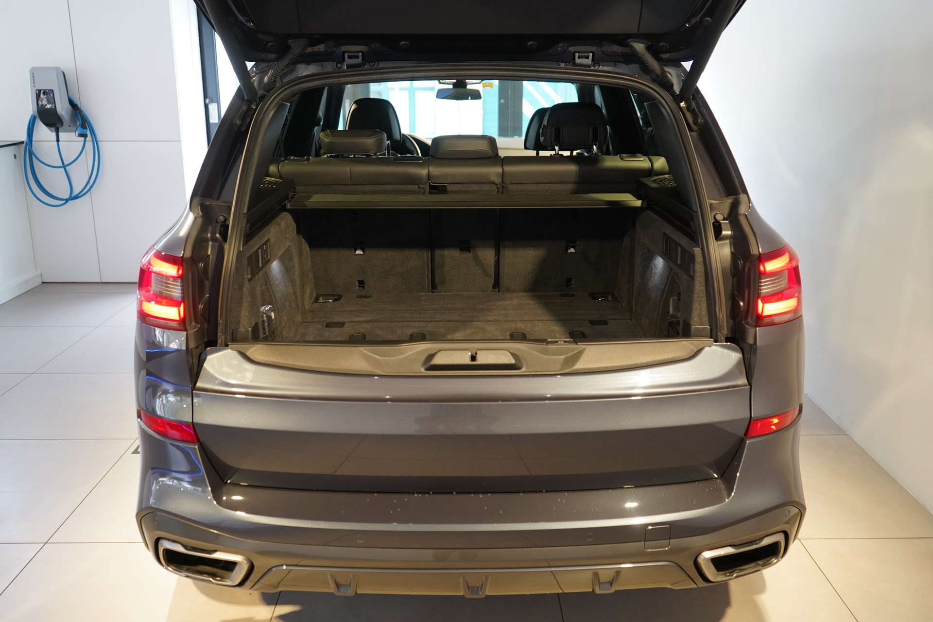 BMW X5 xDrive M50i / CH-Fahrzeug-image-4