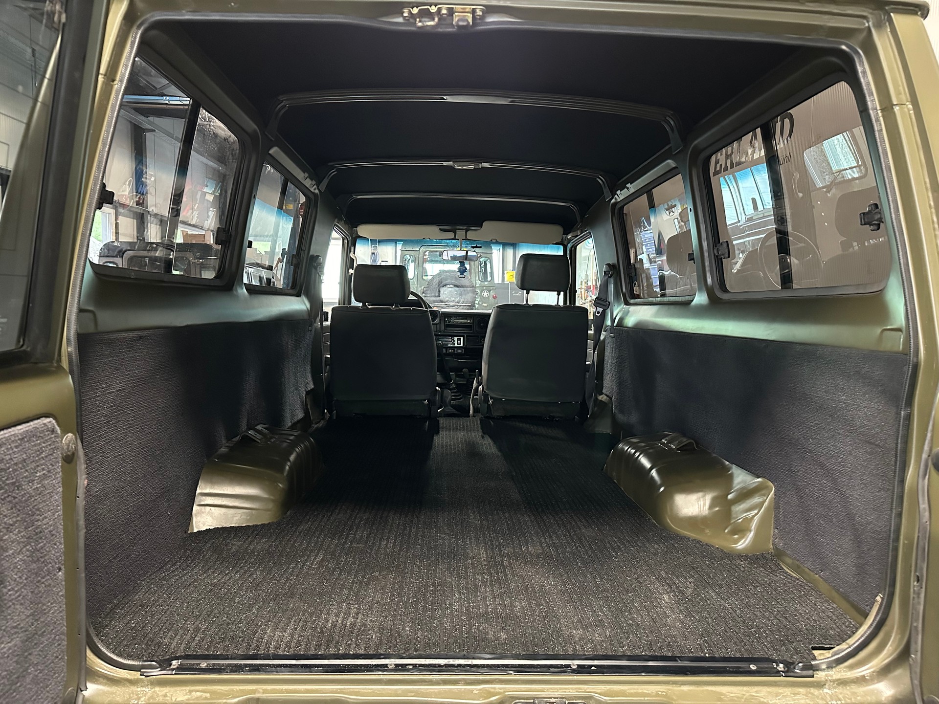 TOYOTA Land Cruiser 400 Hdt Long 4.2D-image-7