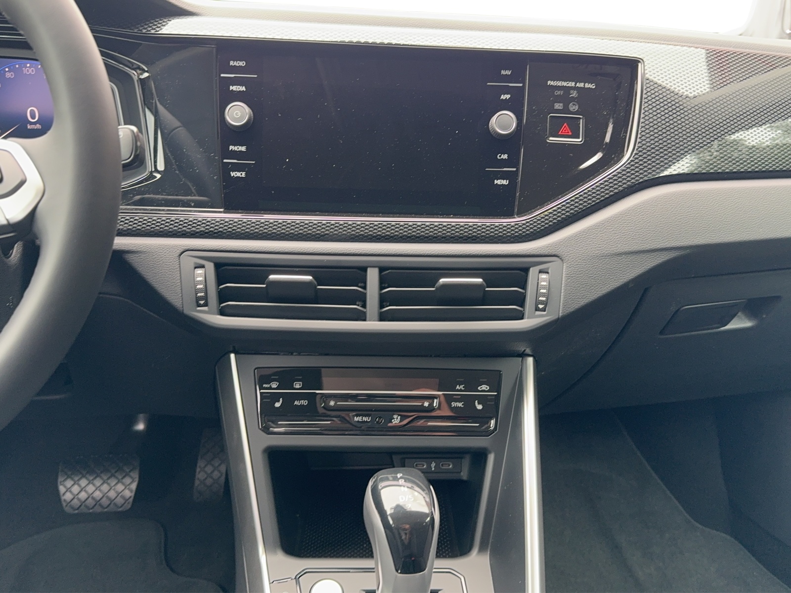 VW Taigo 1.0 TSI Life United DSG-image-11